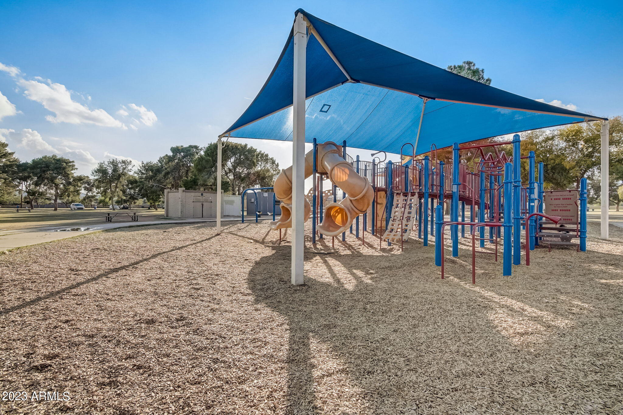 3615 E SWEETWATER Avenue