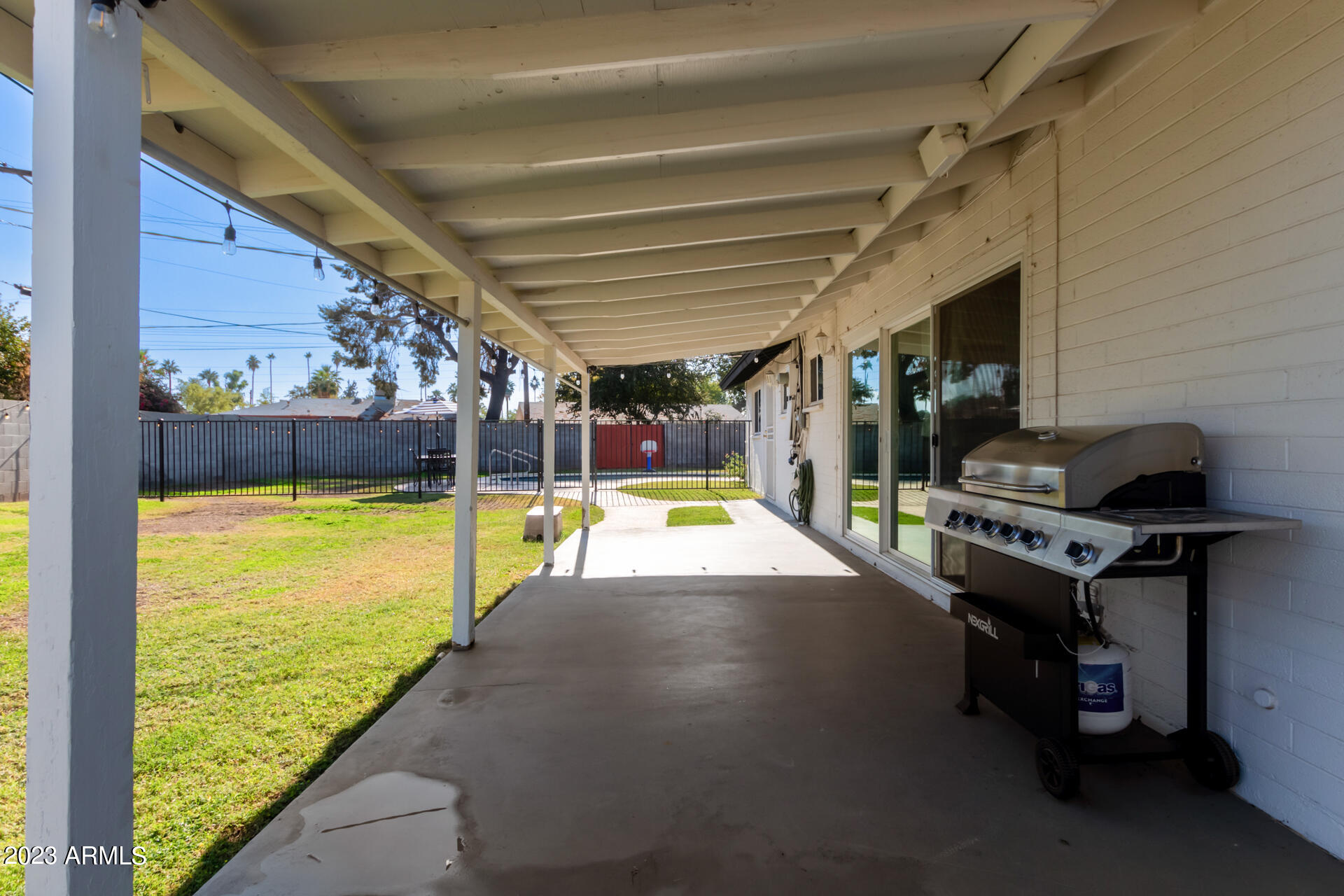 3025 E MITCHELL Drive