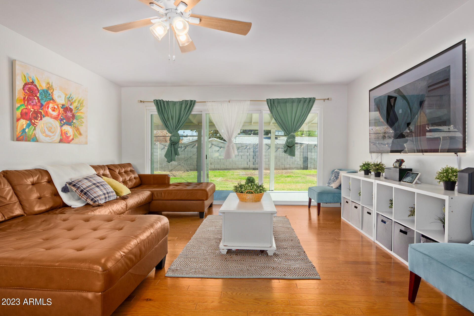 3025 E MITCHELL Drive