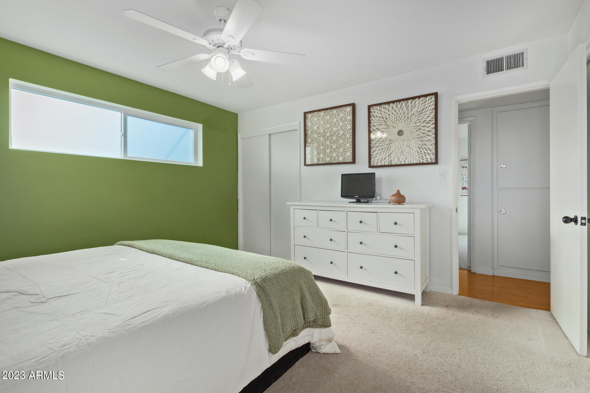 3025 E MITCHELL Drive