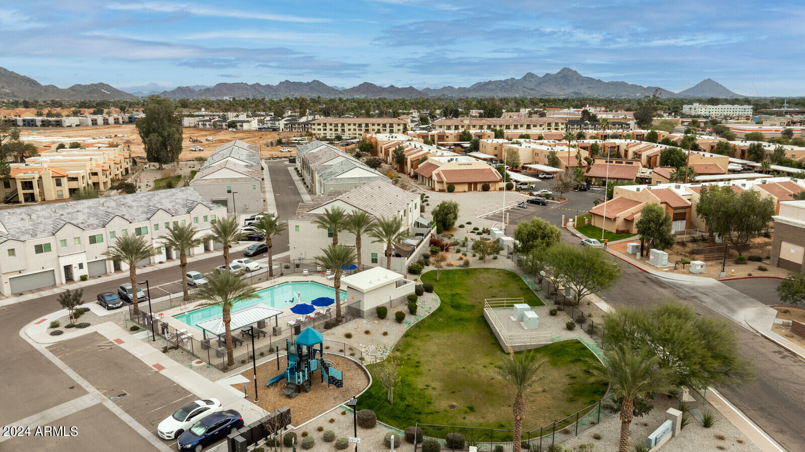 2263 W Harmont Drive