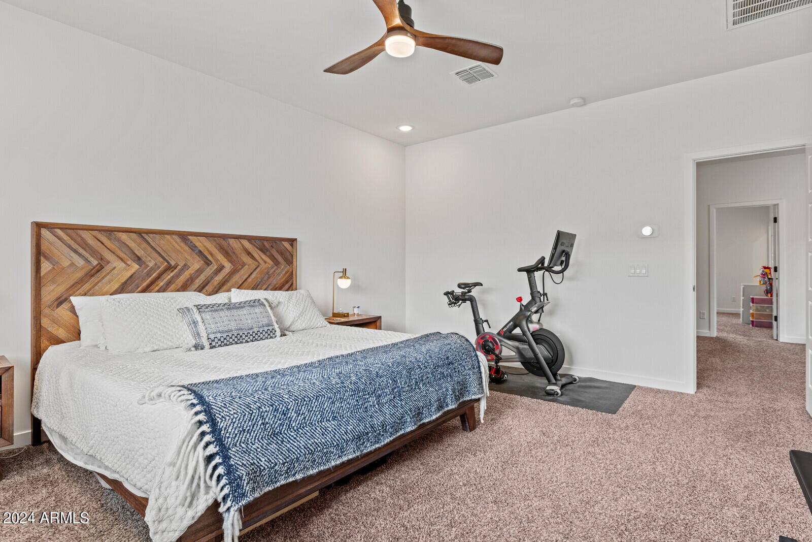 2263 W Harmont Drive