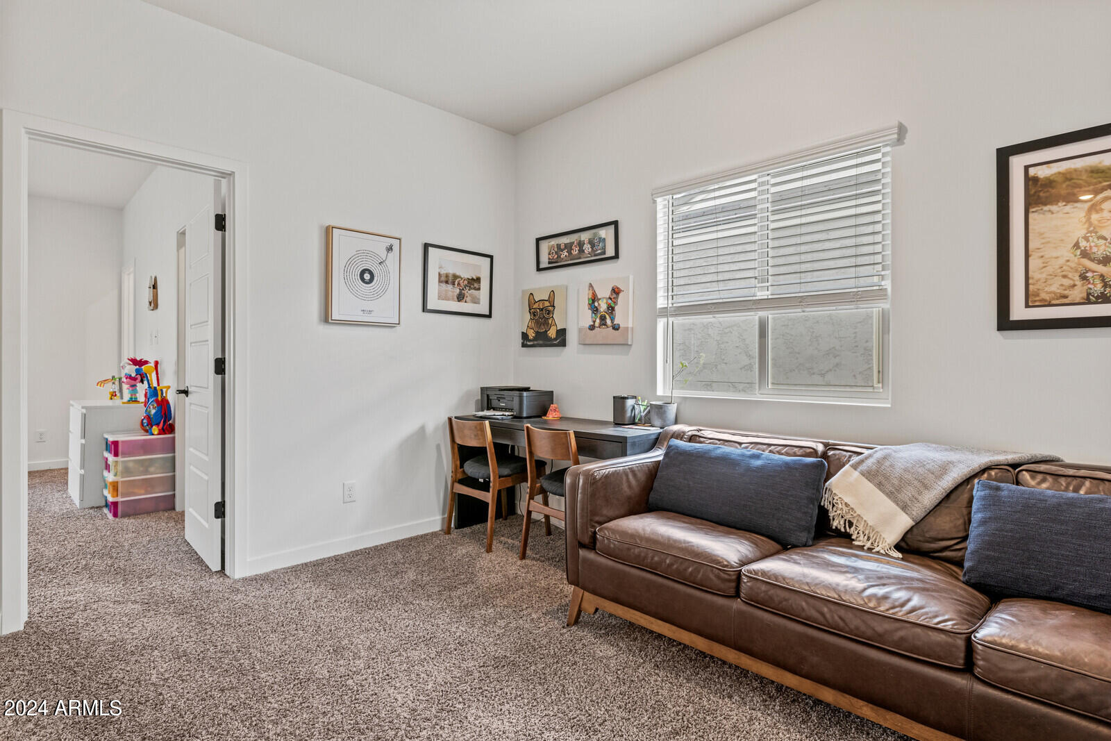 2263 W Harmont Drive