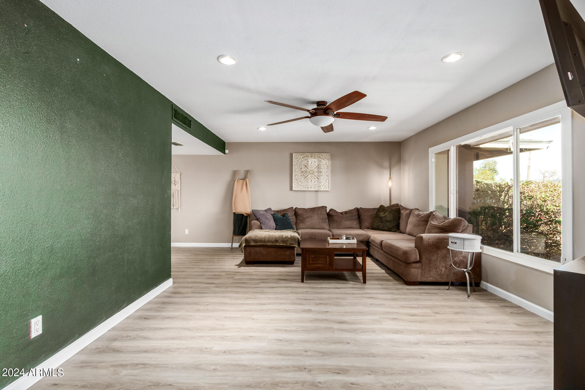 4426 S JUNIPER Street