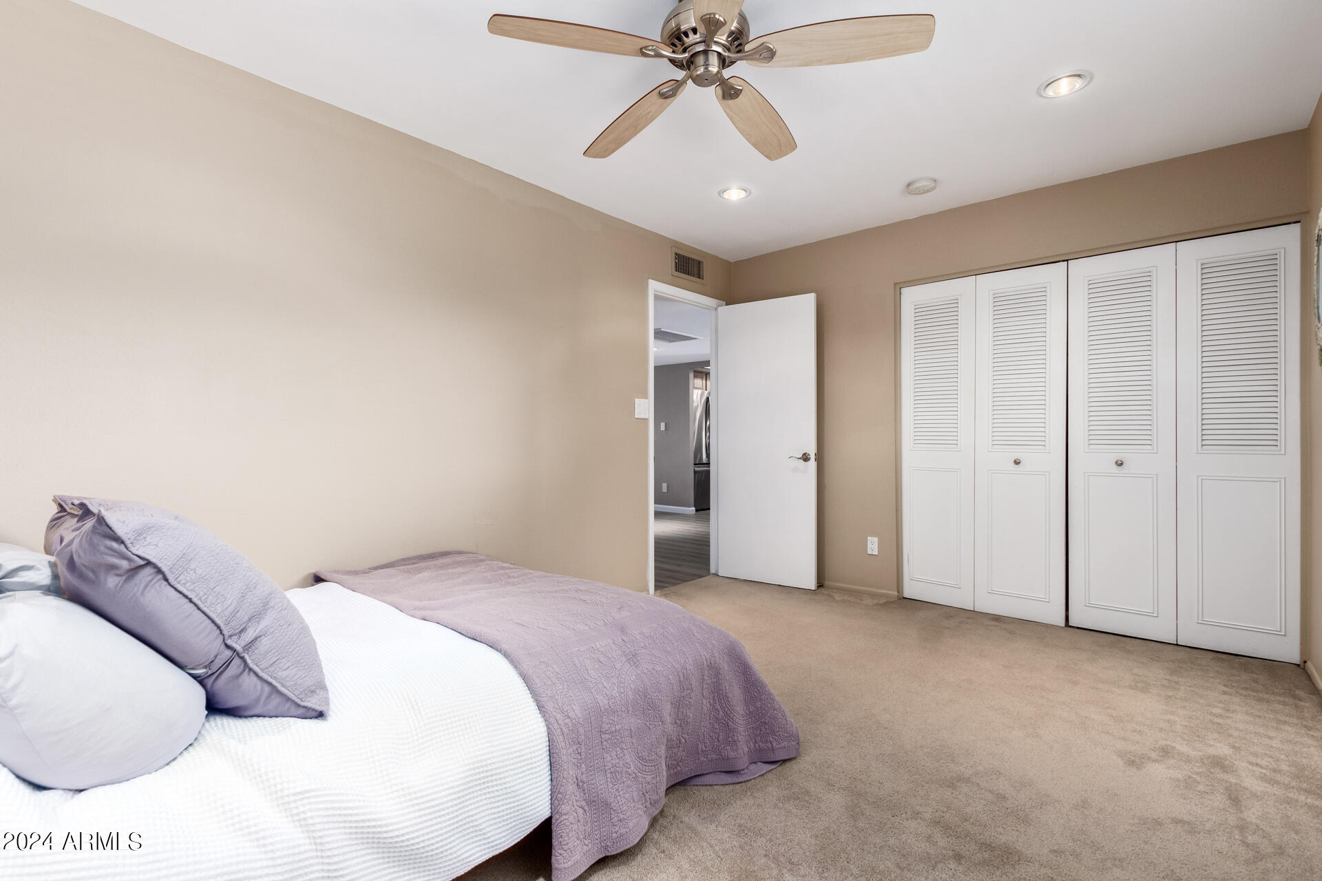 4426 S JUNIPER Street