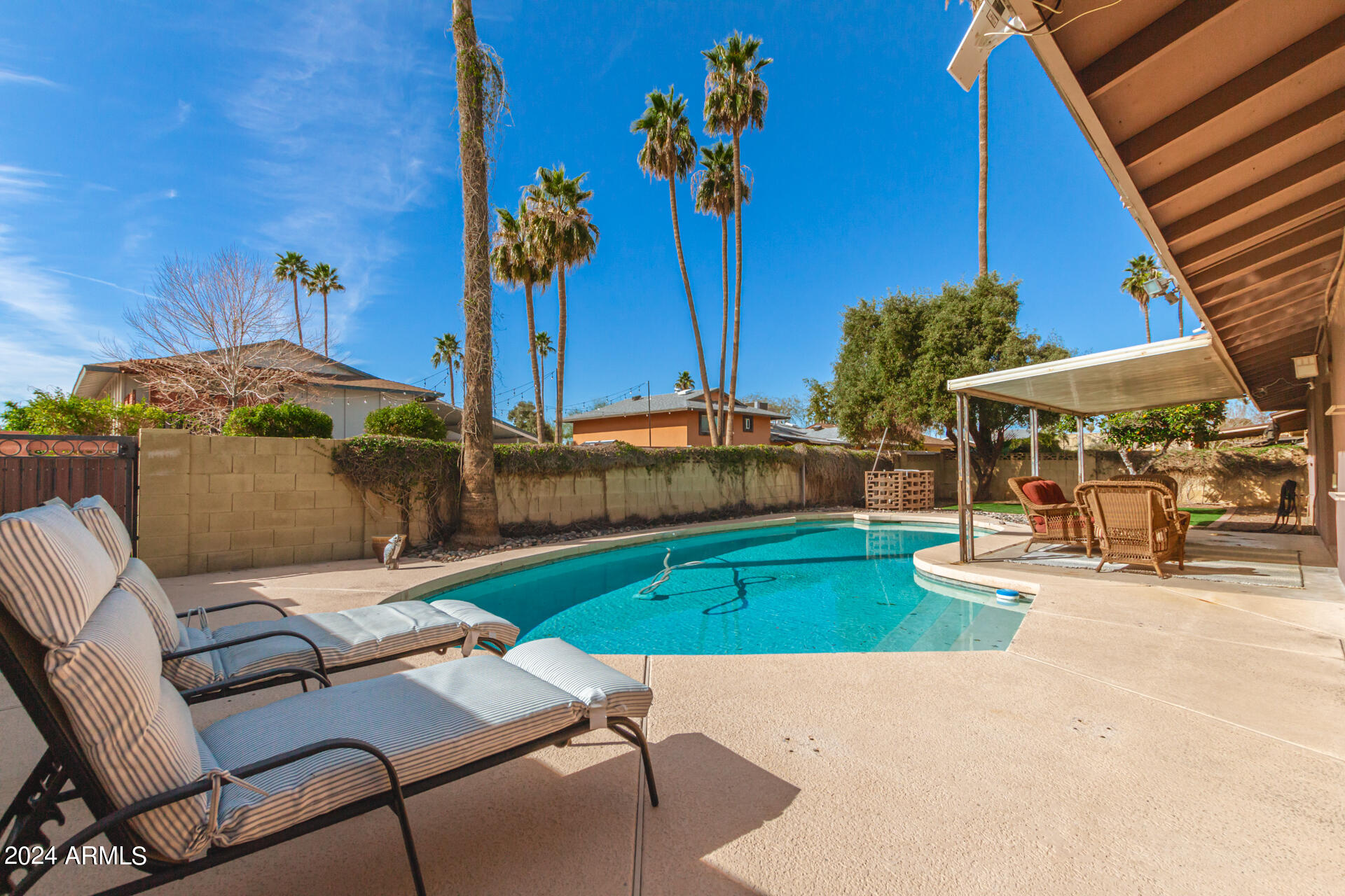 4426 S JUNIPER Street