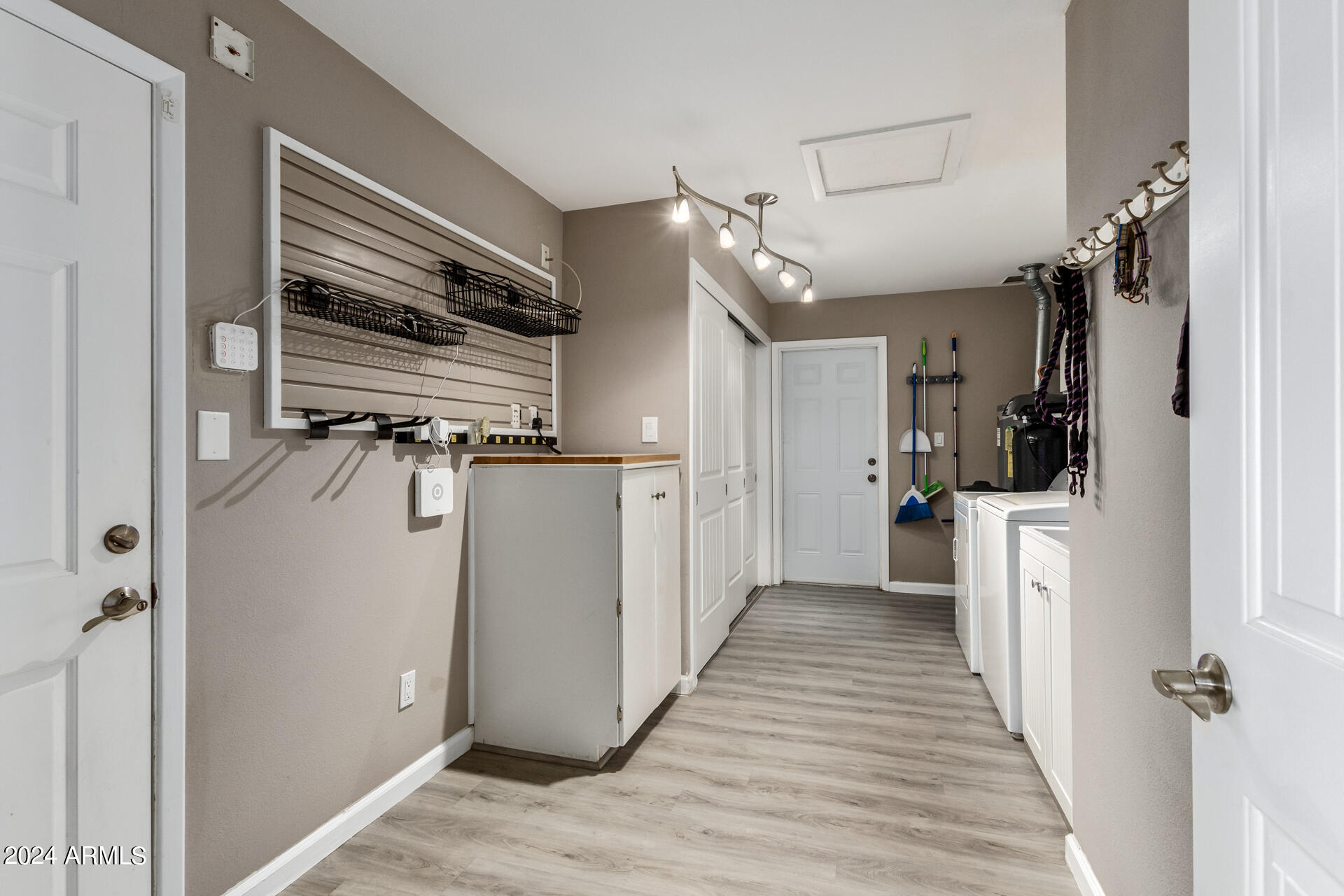 4426 S JUNIPER Street