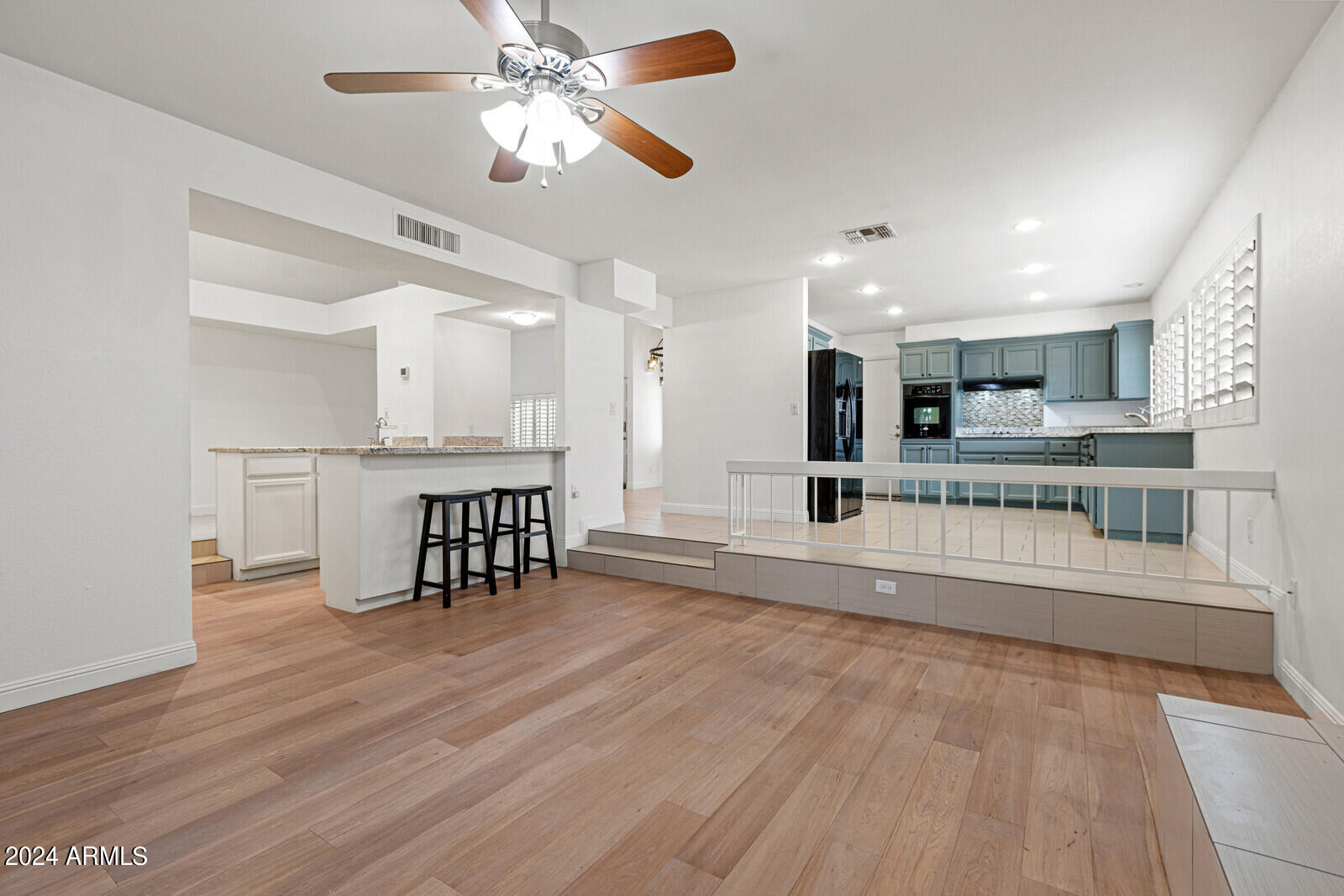 8195 E DEL MARINO Drive