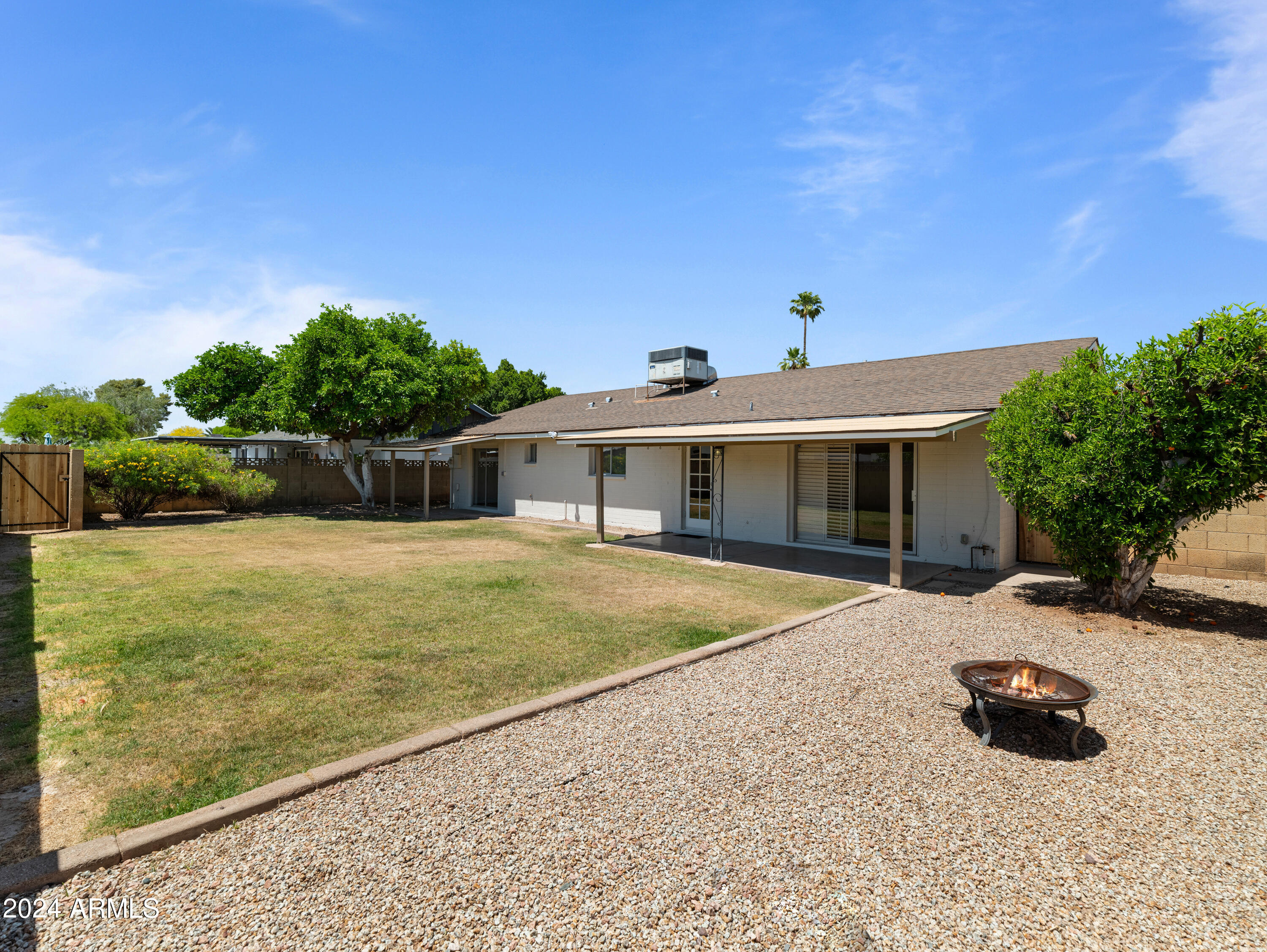 1507 E PALMCROFT Drive