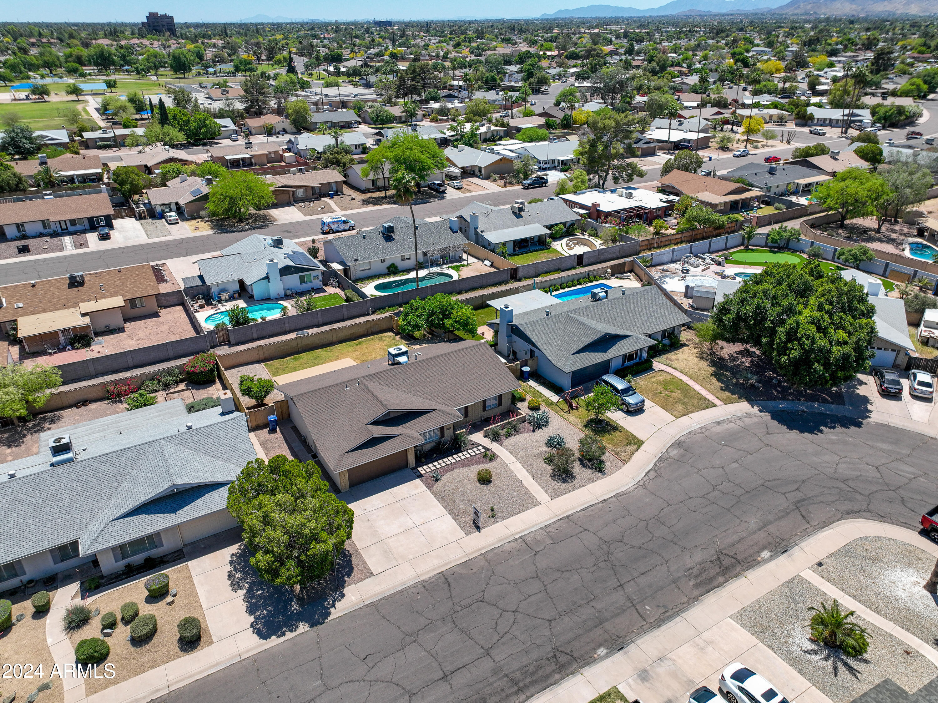 1507 E PALMCROFT Drive