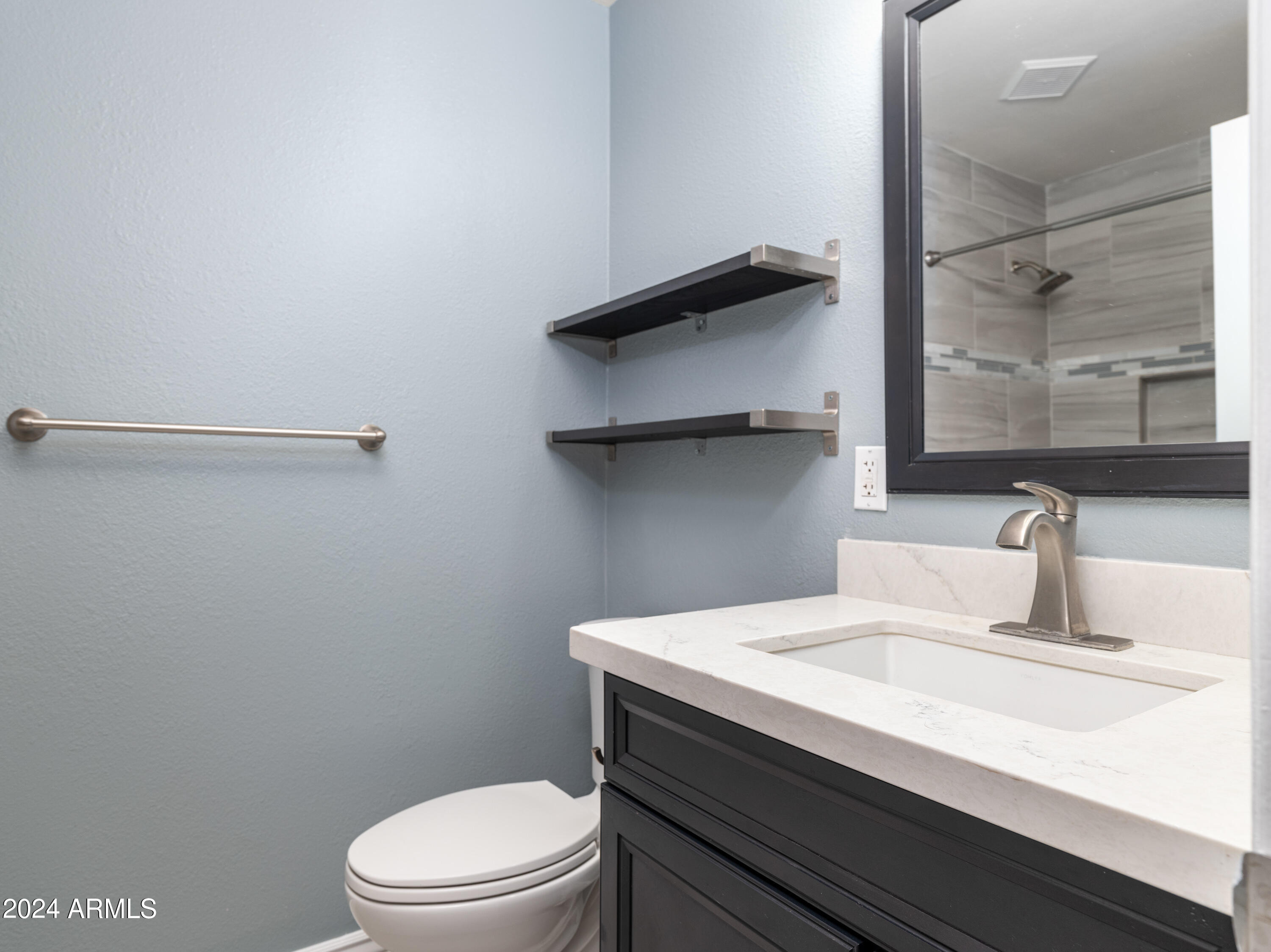 1507 E PALMCROFT Drive