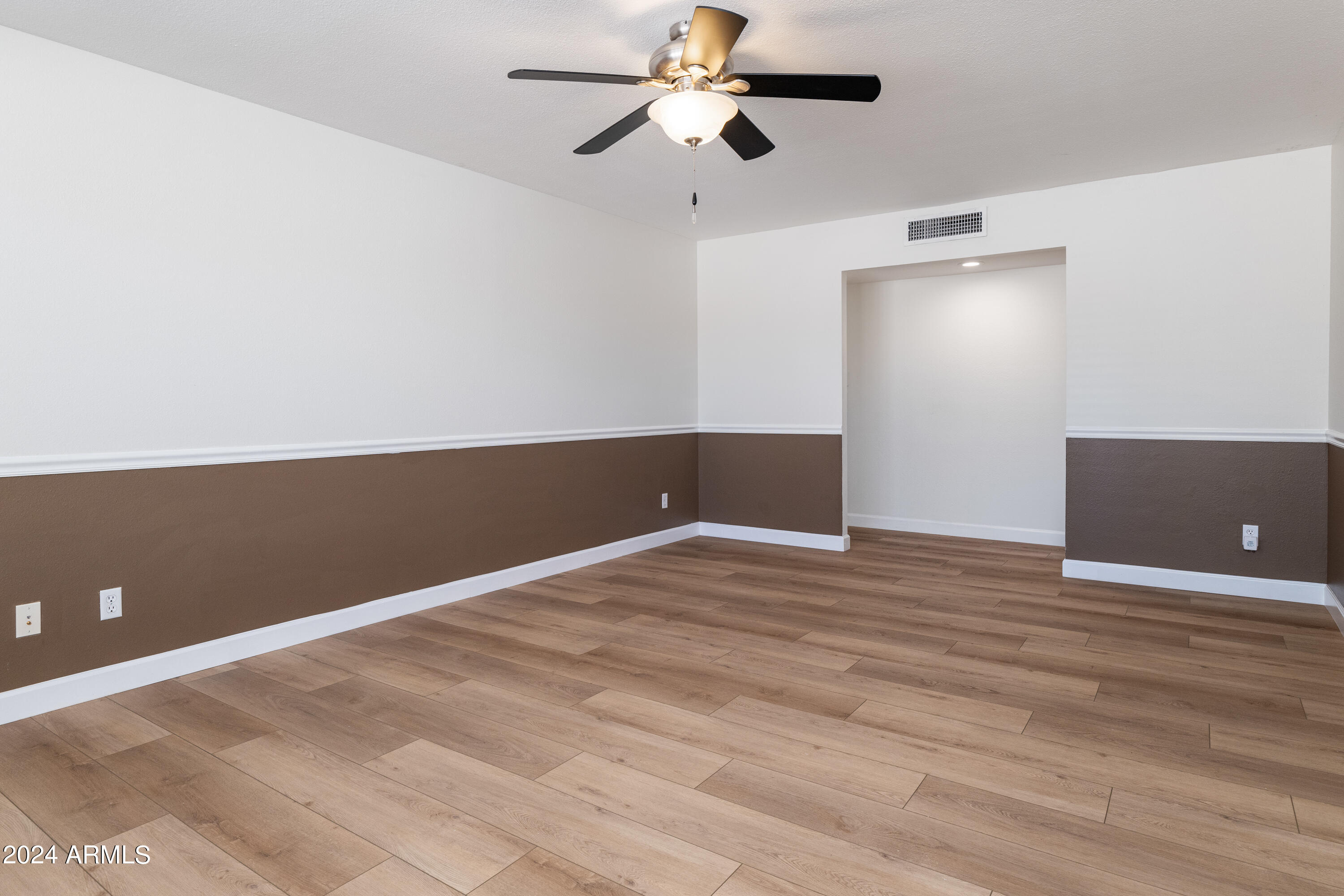 1507 E PALMCROFT Drive