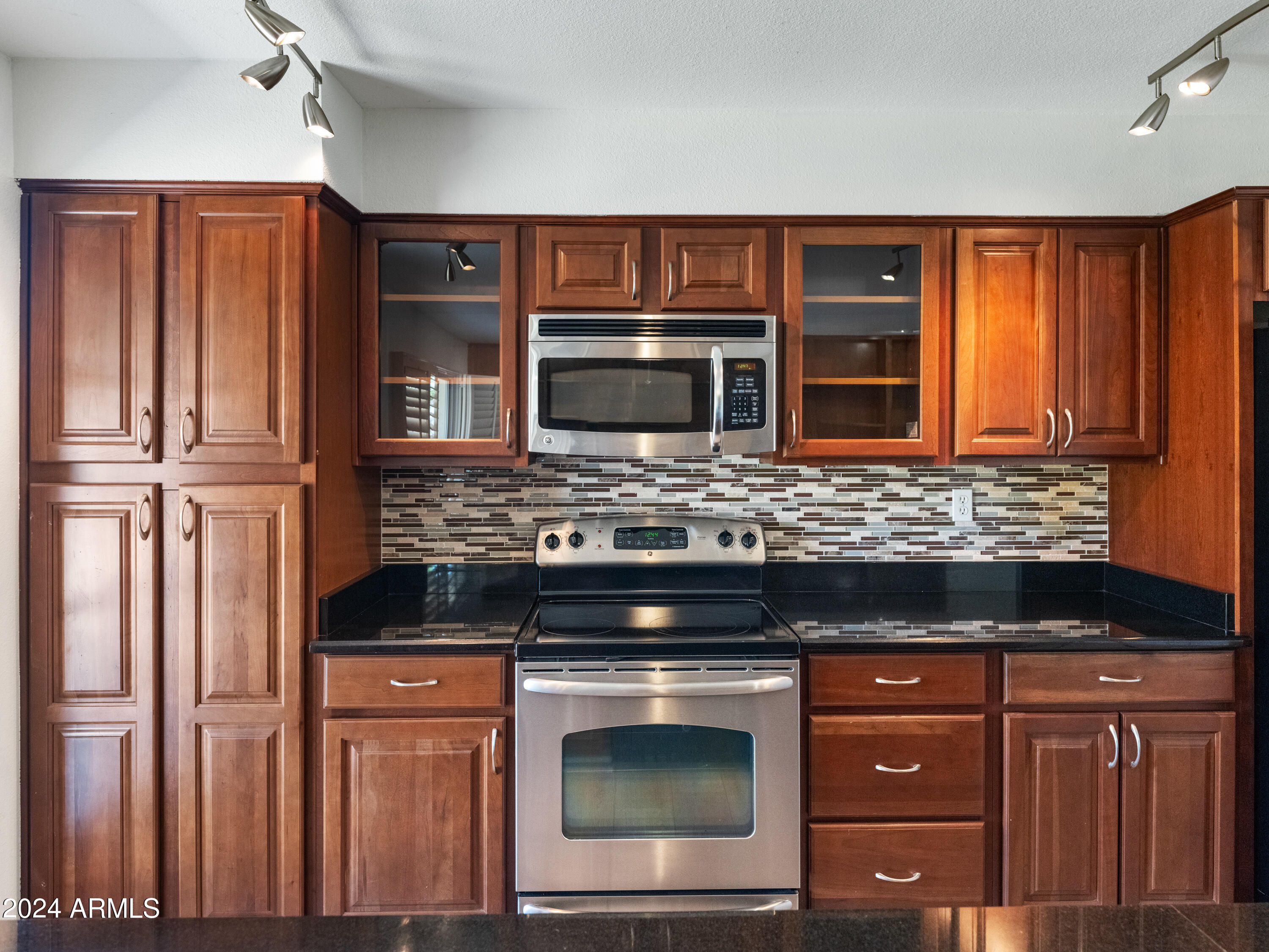 1507 E PALMCROFT Drive