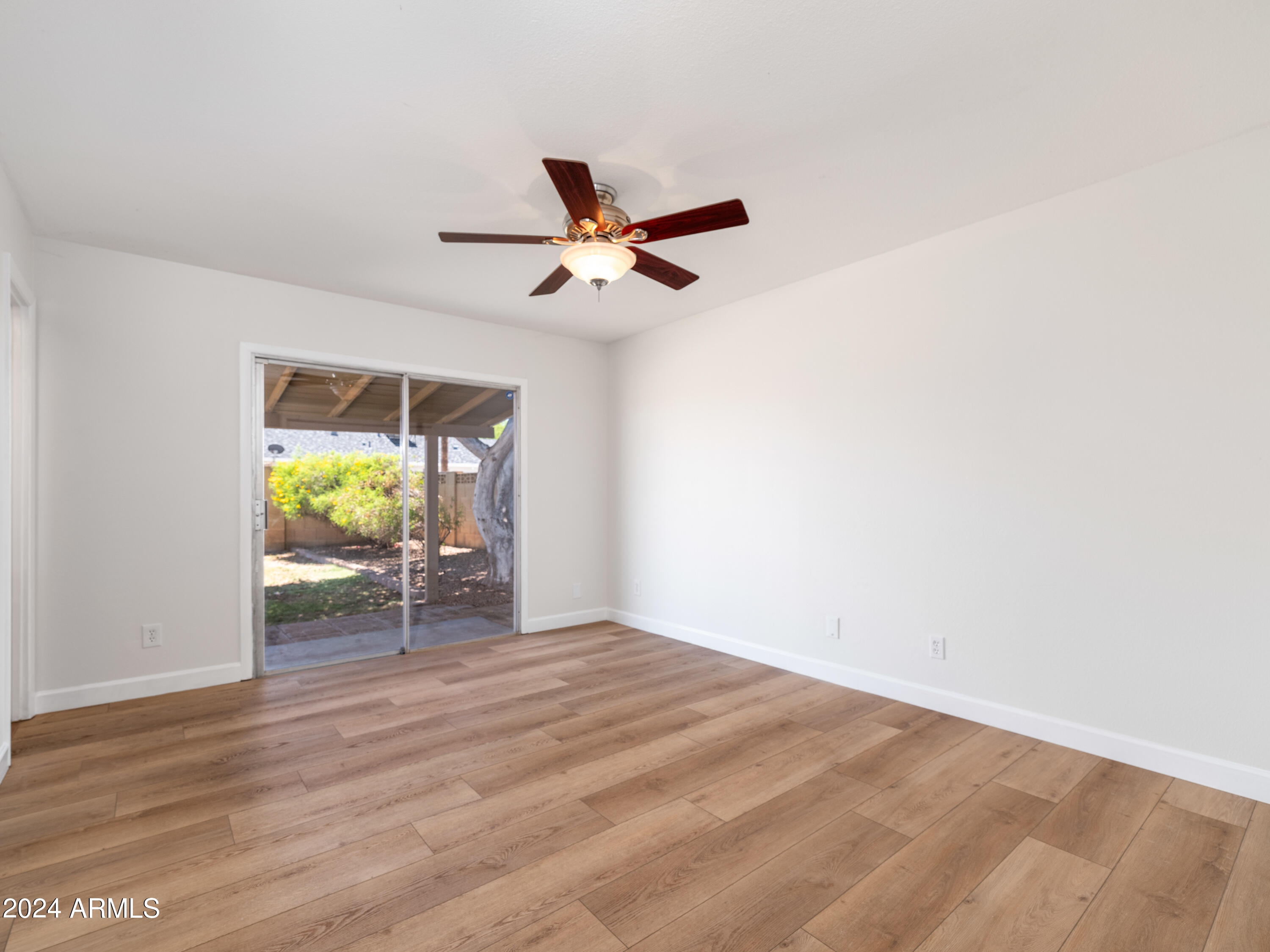 1507 E PALMCROFT Drive