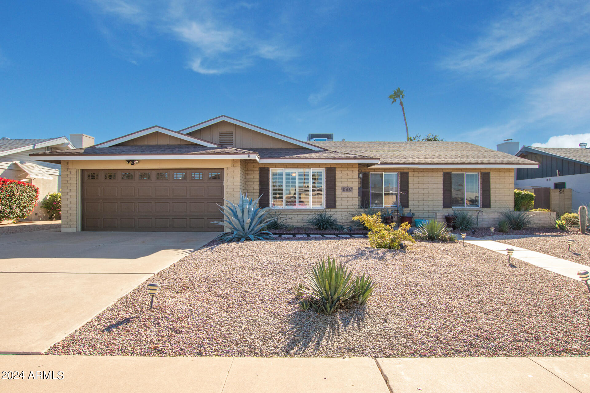 1507 E PALMCROFT Drive