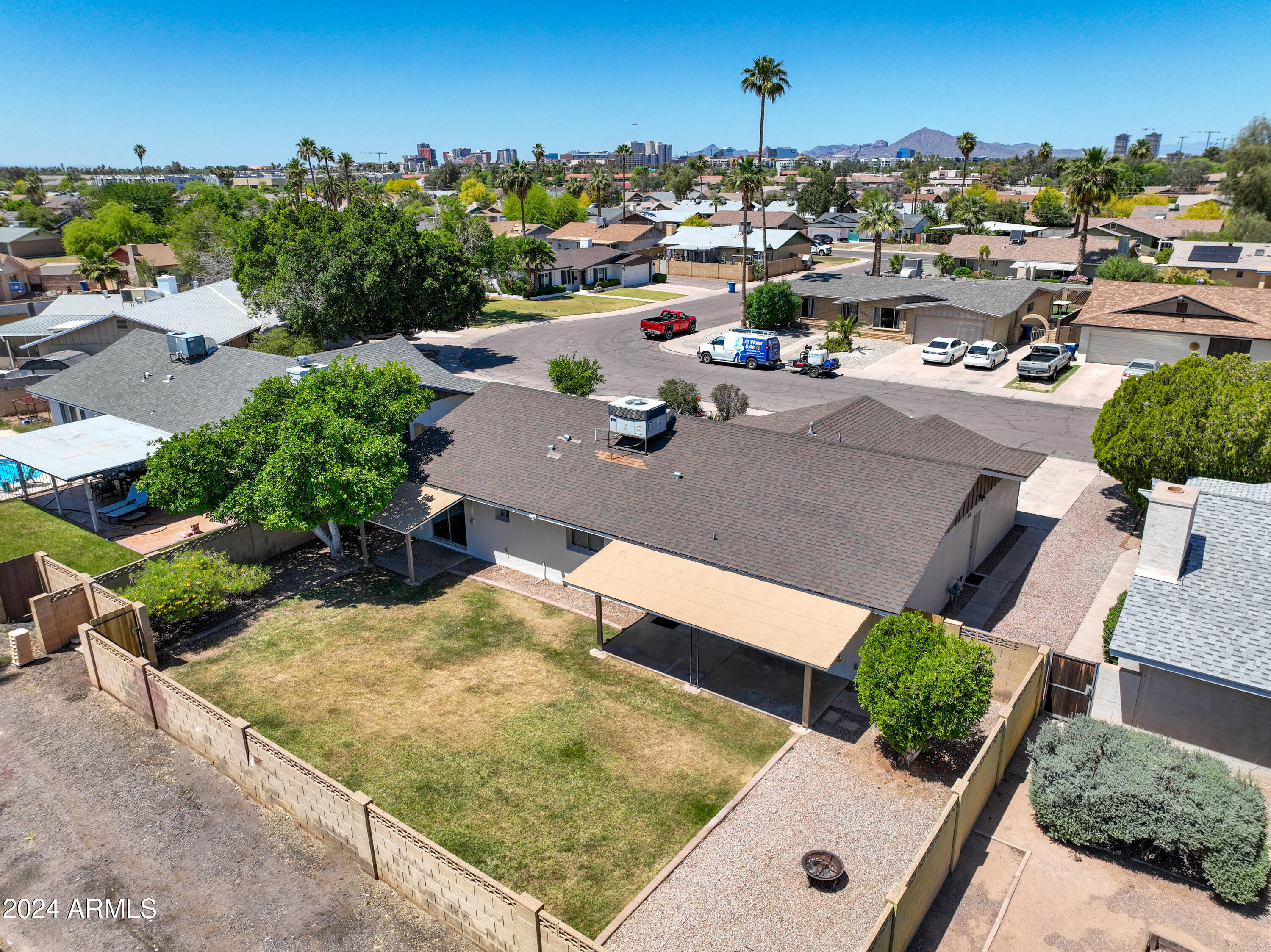 1507 E PALMCROFT Drive