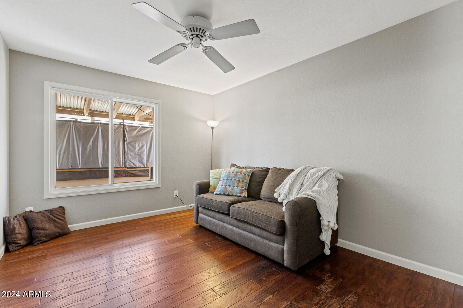 6604 W MESCAL Street