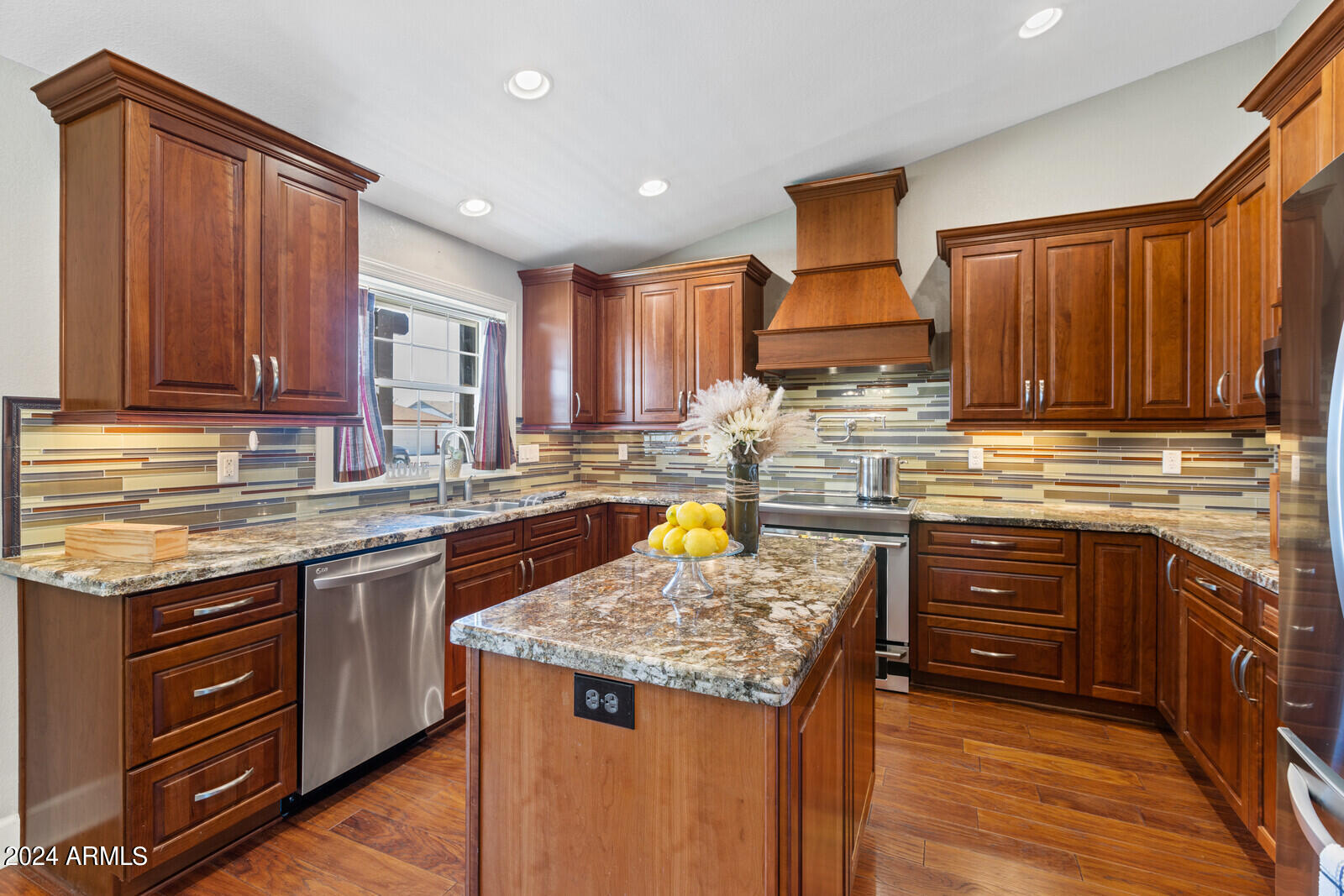 6604 W MESCAL Street