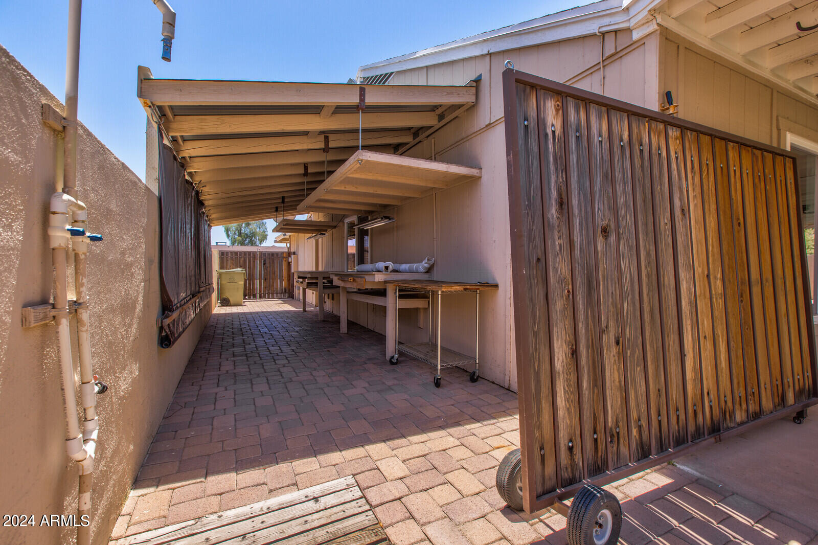 6604 W MESCAL Street