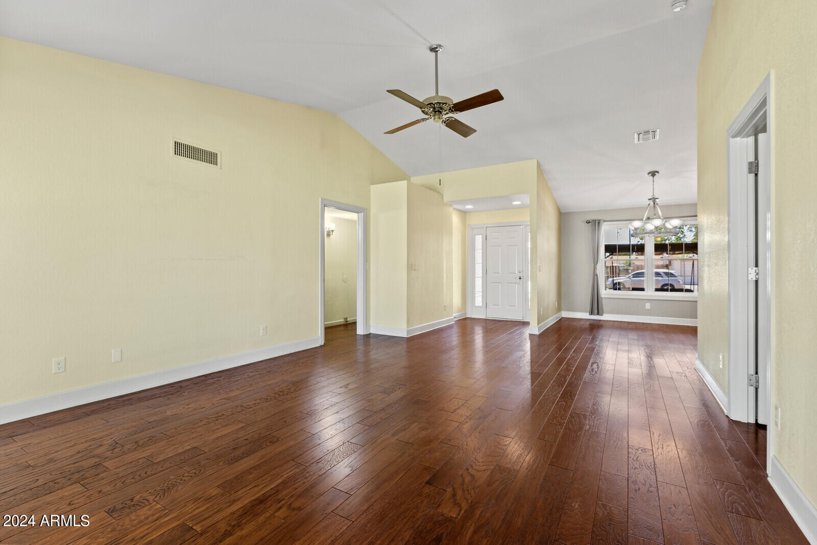 6604 W MESCAL Street