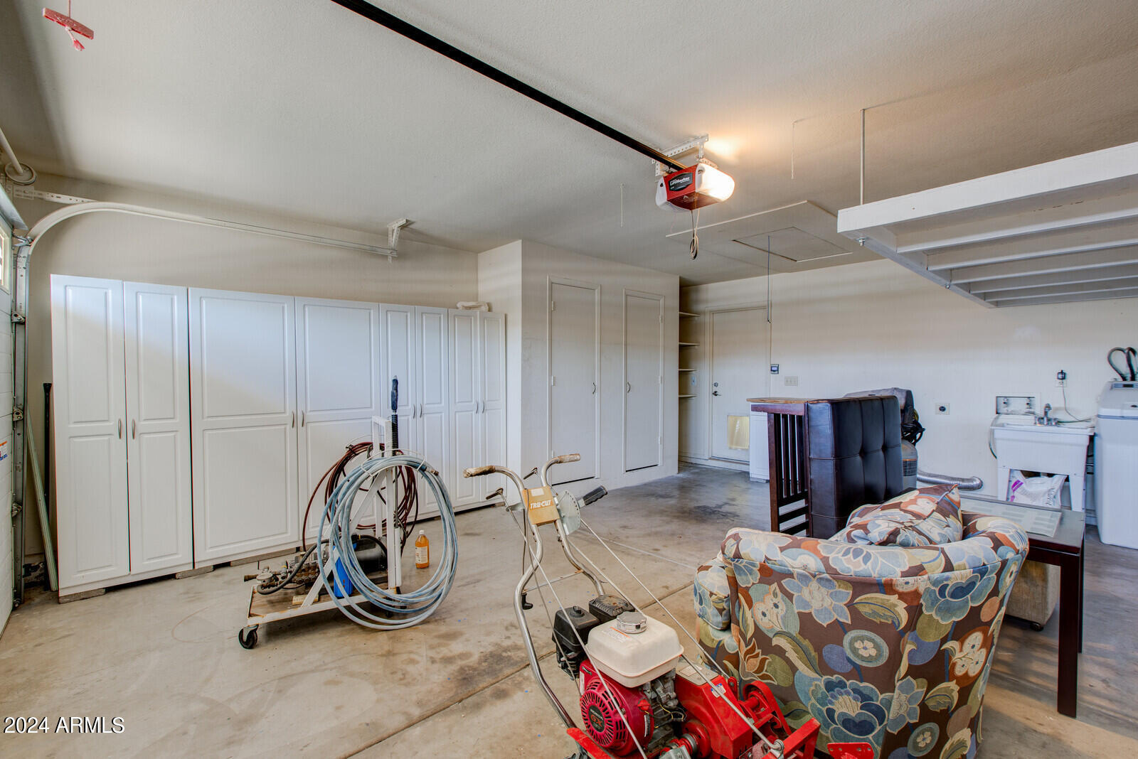 6604 W MESCAL Street