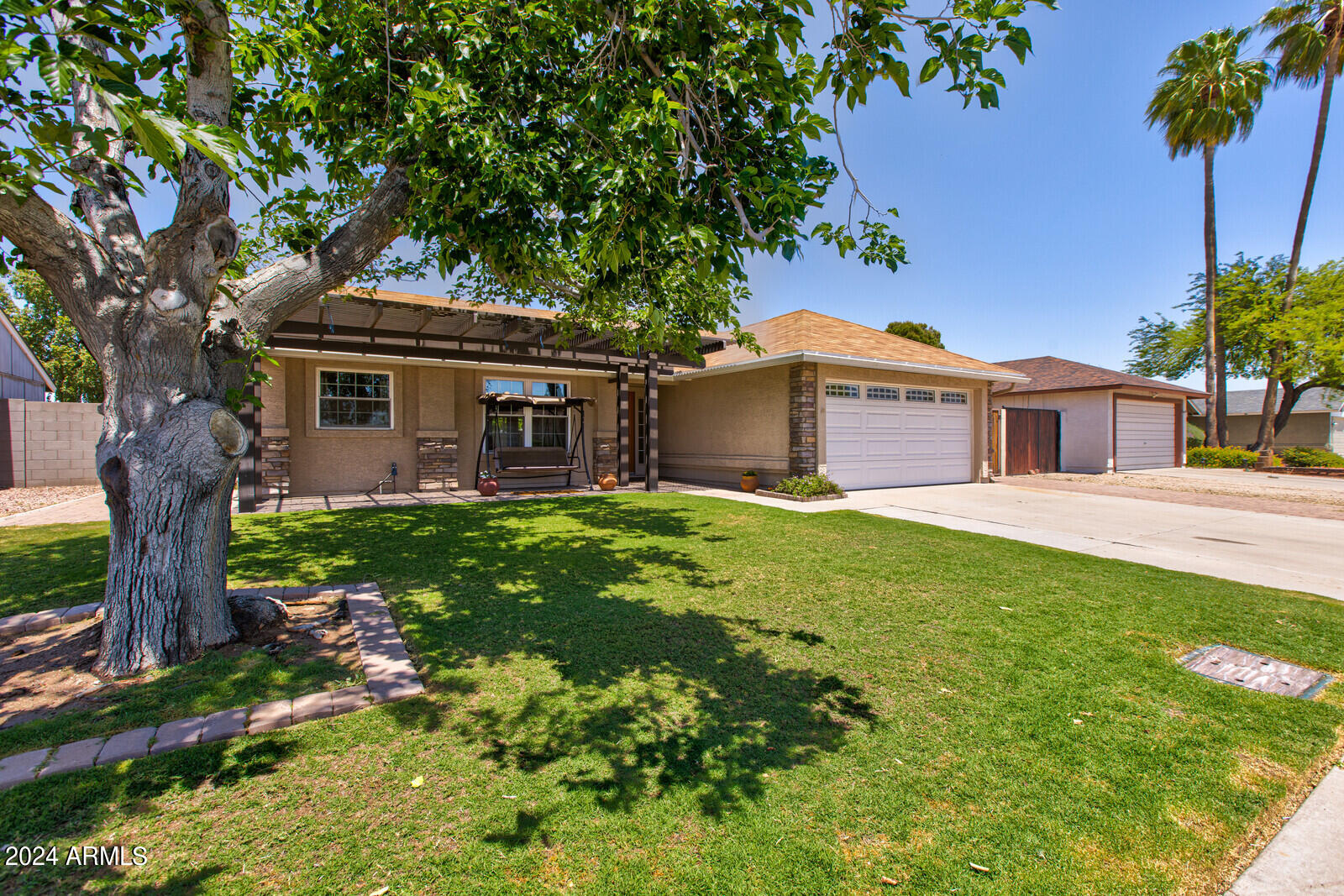 6604 W MESCAL Street