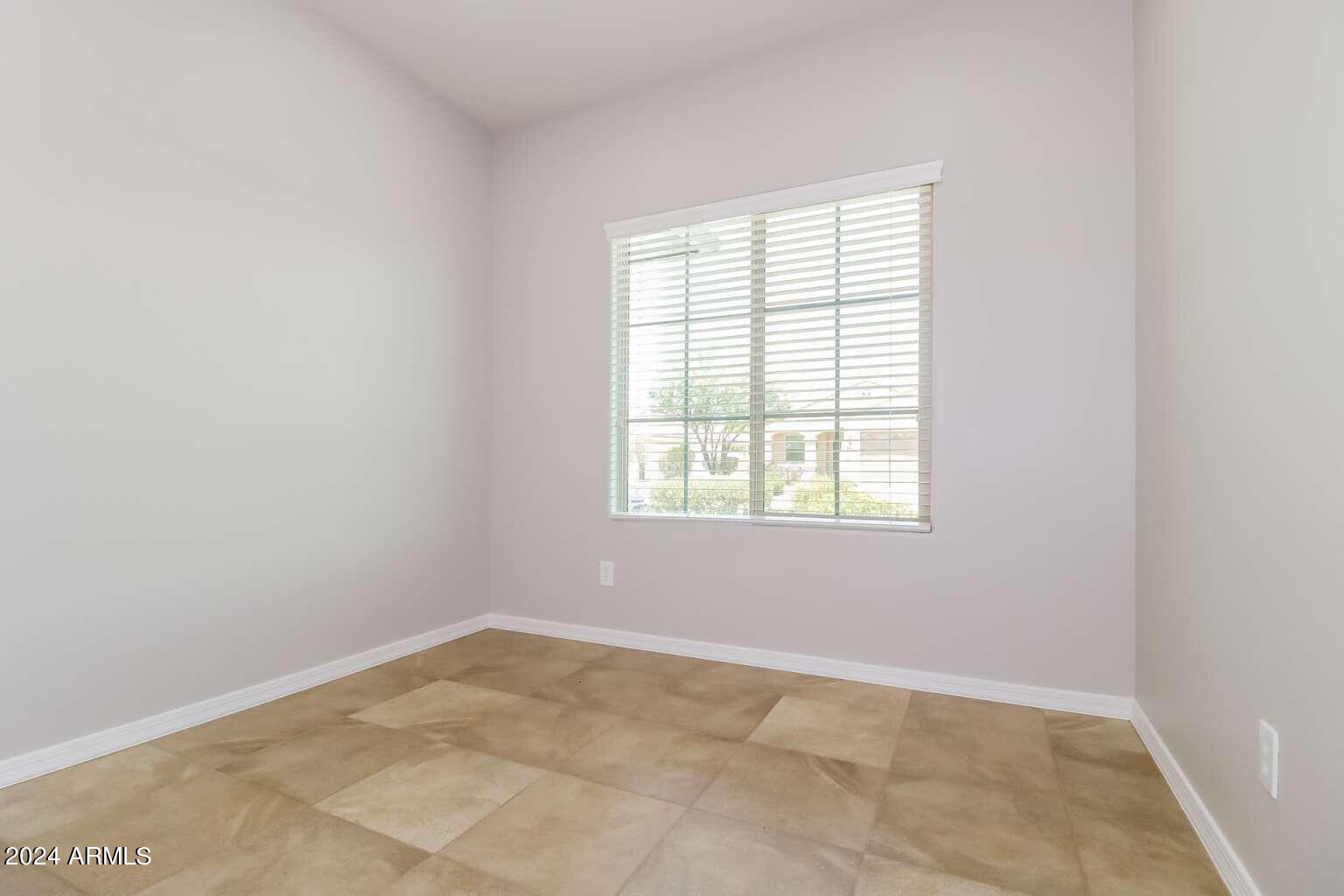 26243 W VIA DEL SOL Drive