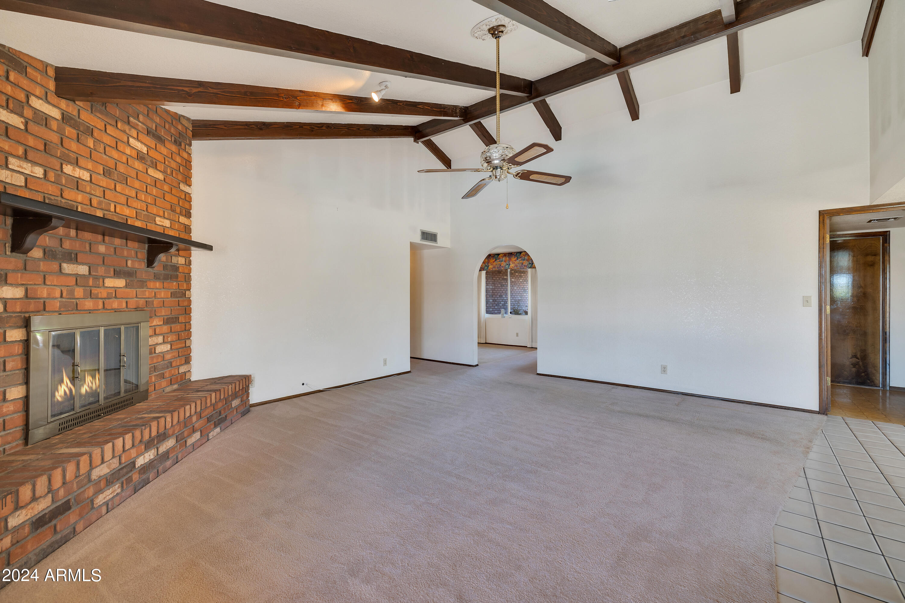 214 E AVENIDA SIERRA MADRE