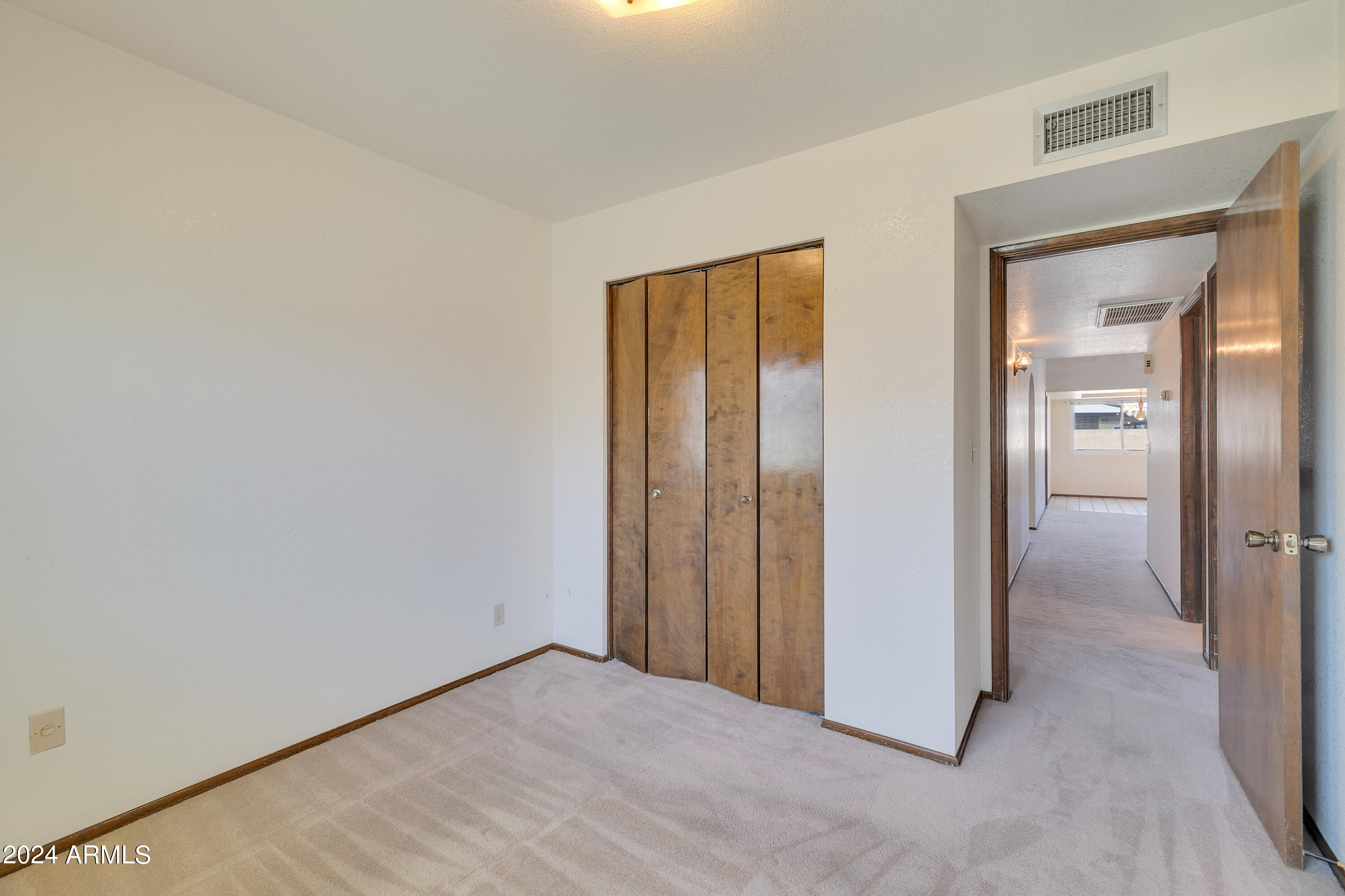 214 E AVENIDA SIERRA MADRE