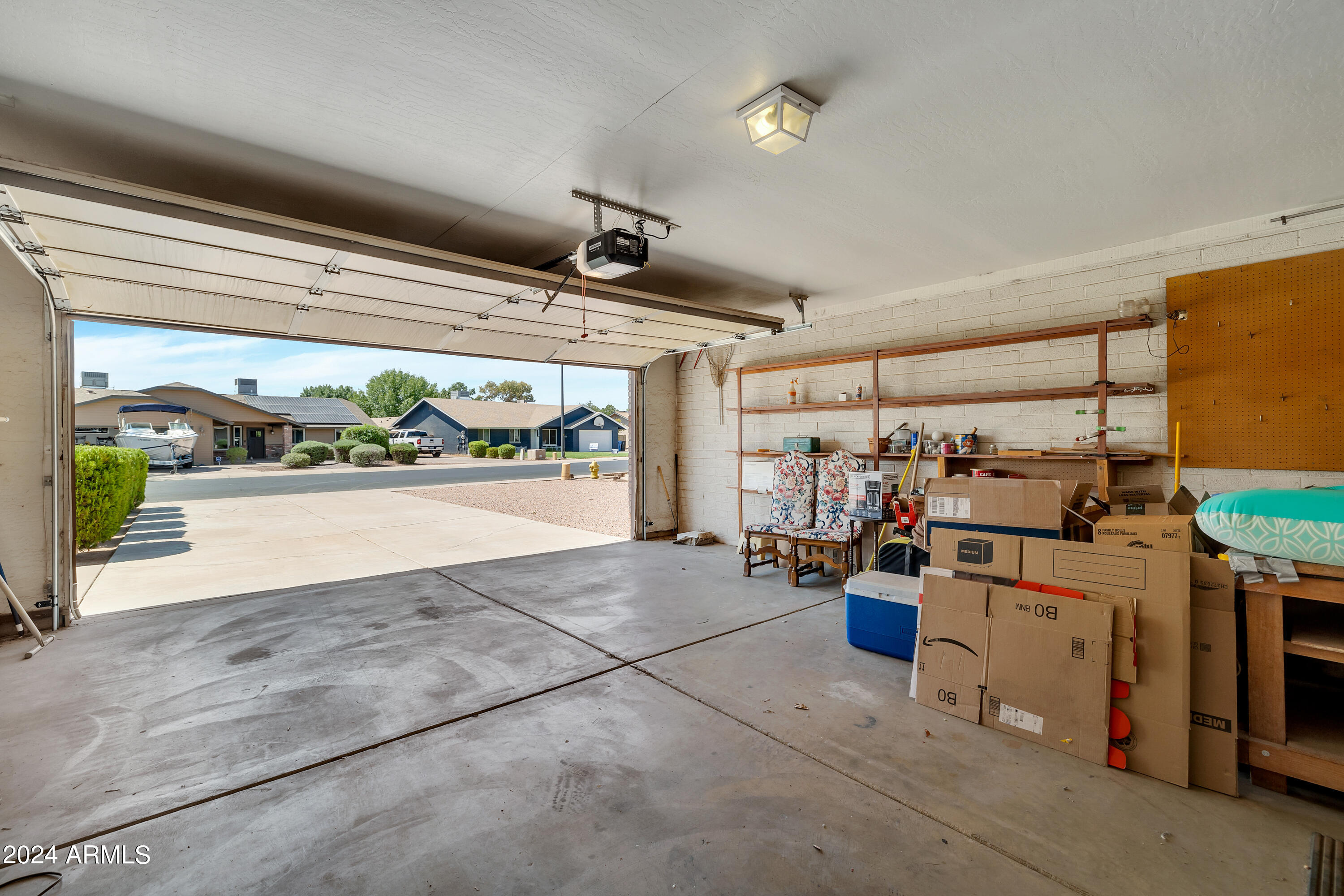 214 E AVENIDA SIERRA MADRE