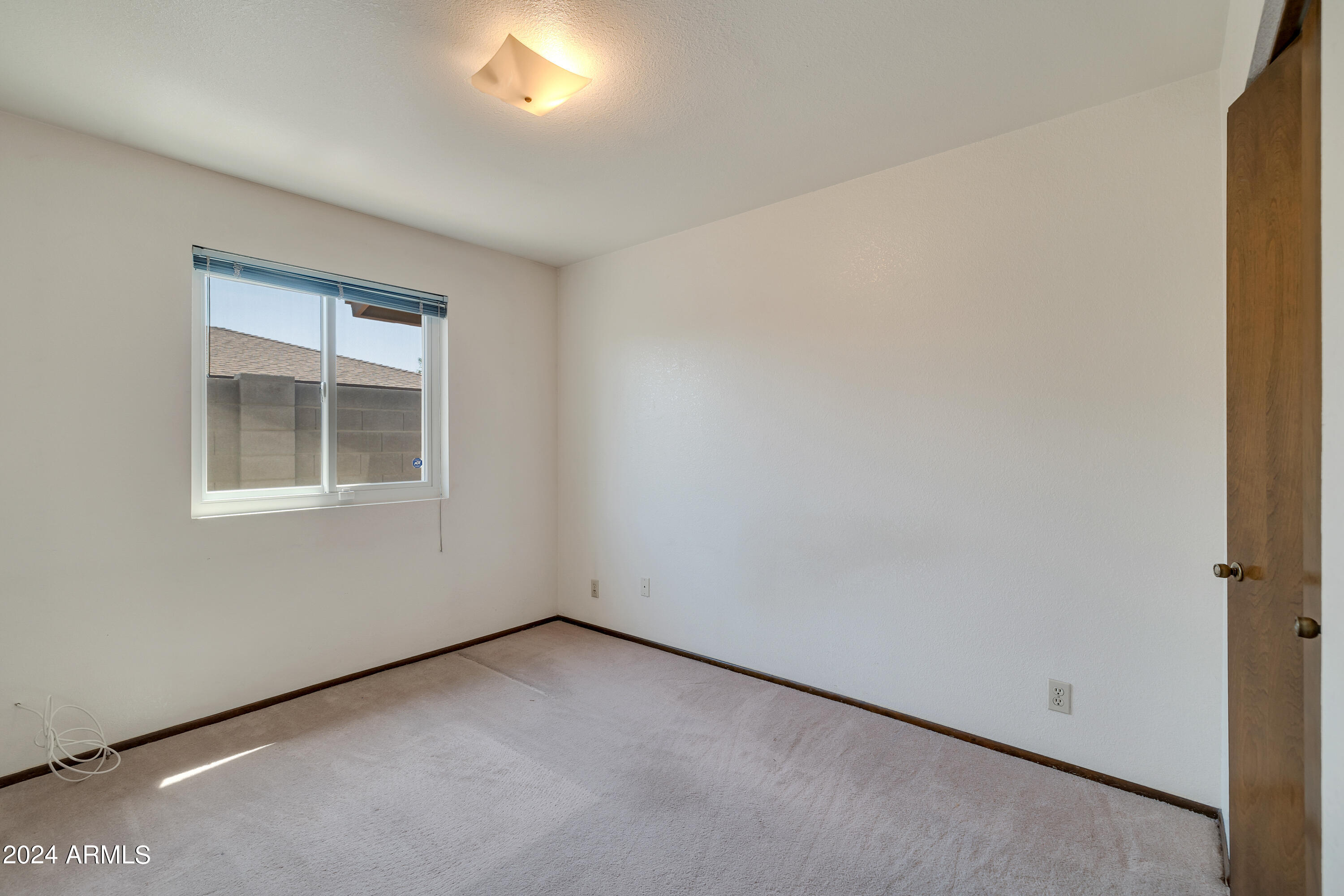 214 E AVENIDA SIERRA MADRE