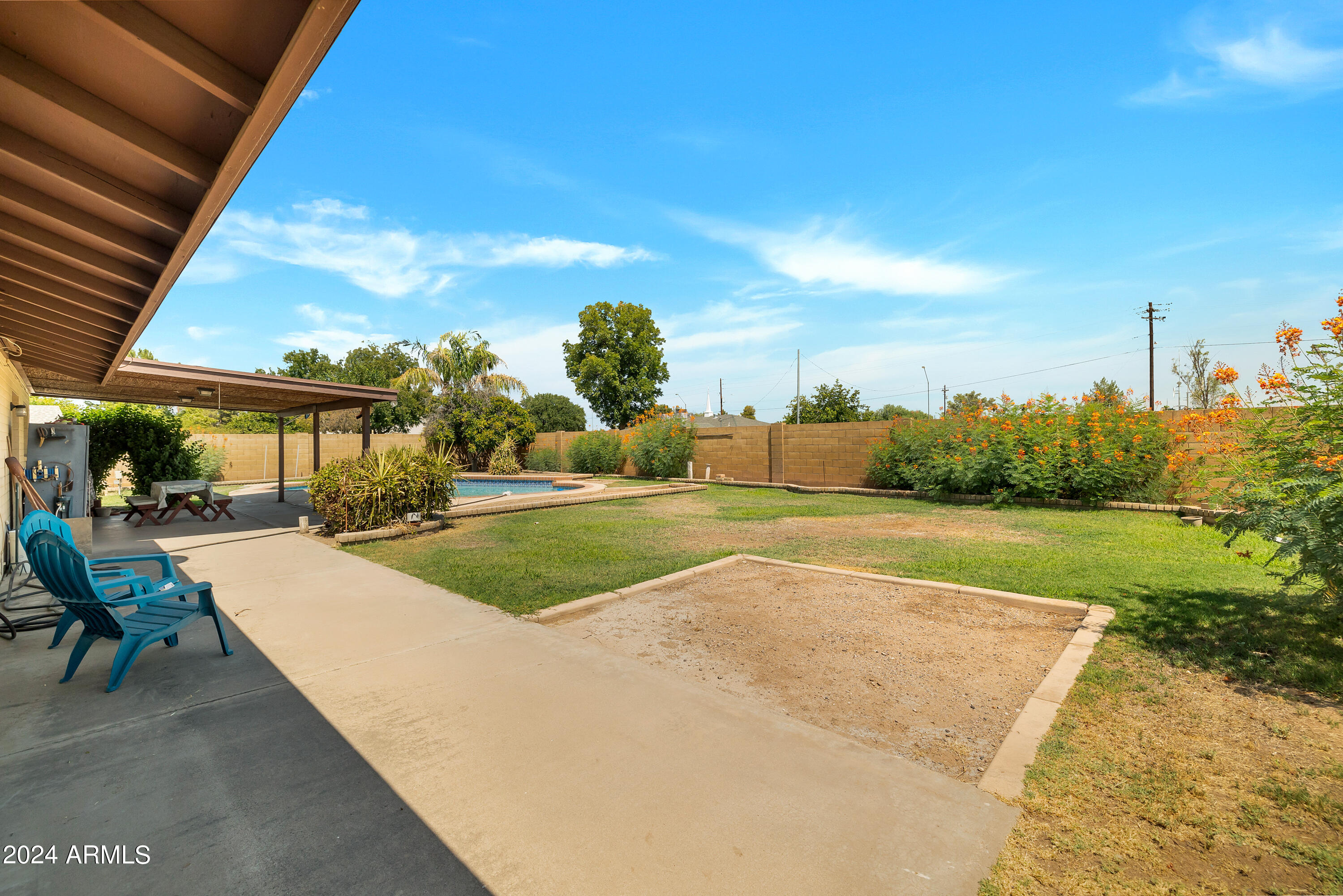 214 E AVENIDA SIERRA MADRE