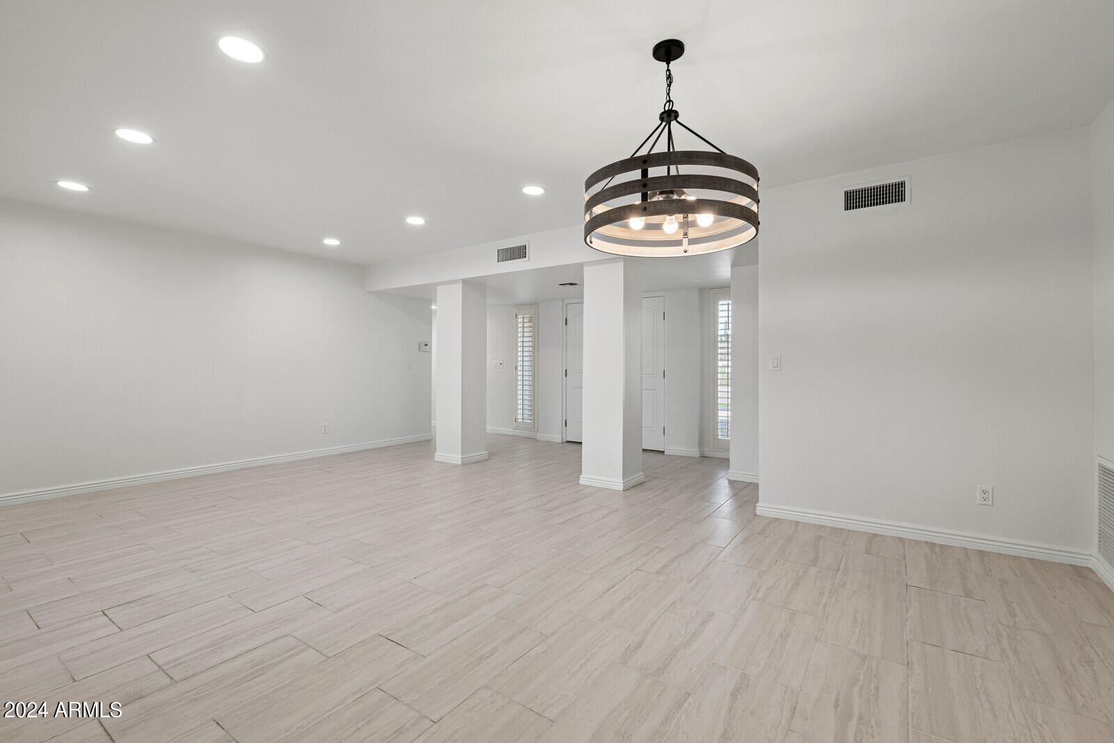 8531 E VIA DE LOS LIBROS