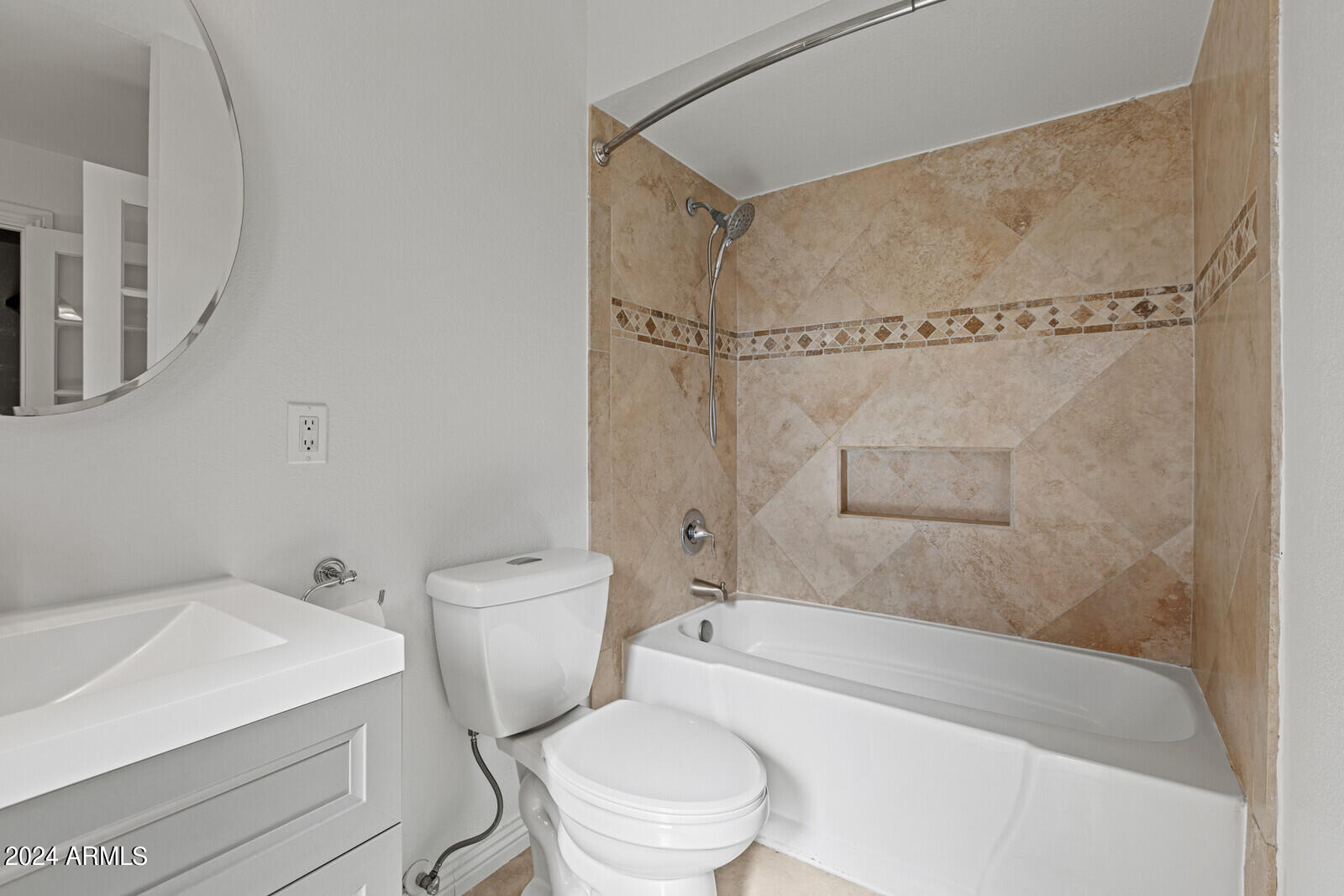 8531 E VIA DE LOS LIBROS