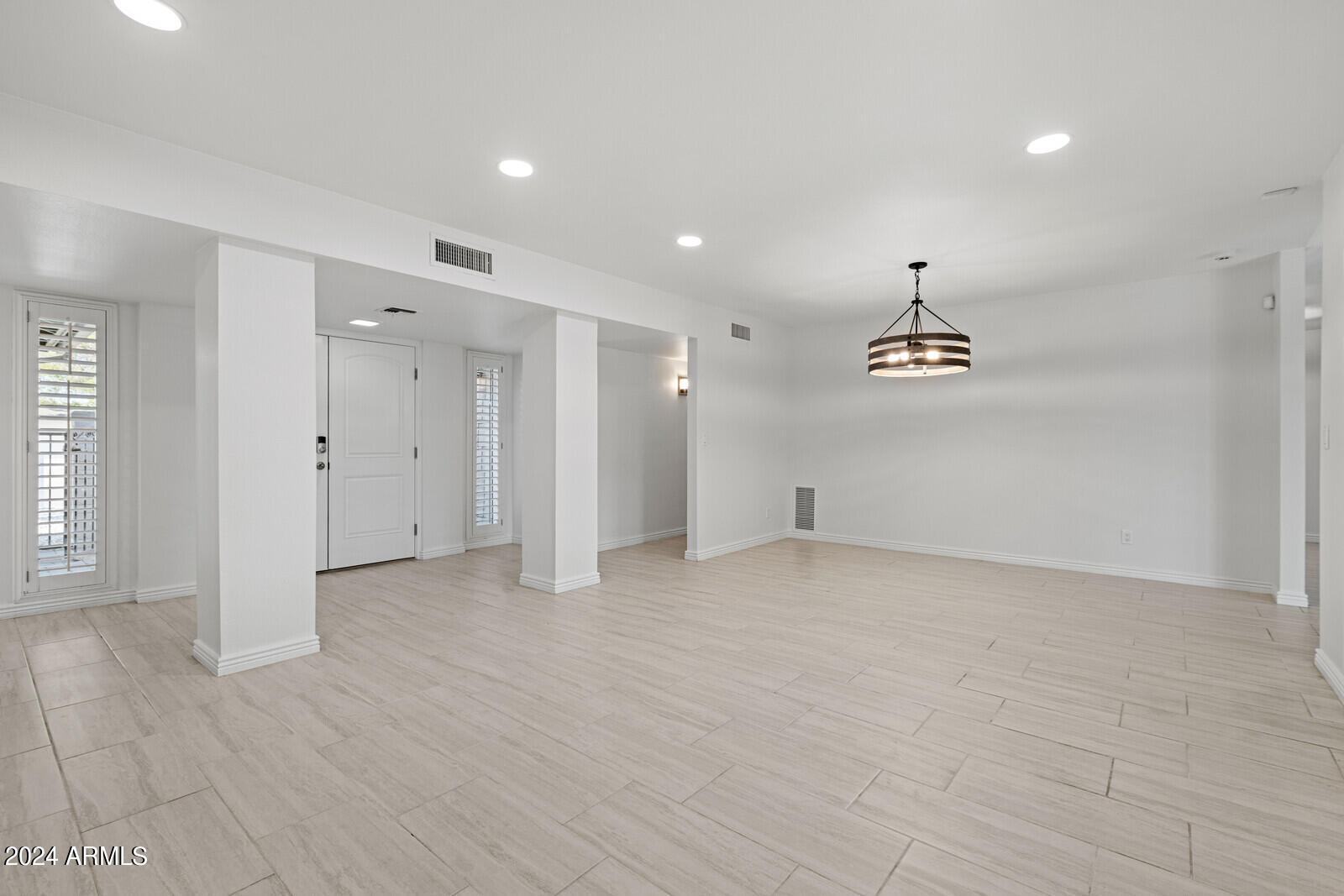 8531 E VIA DE LOS LIBROS