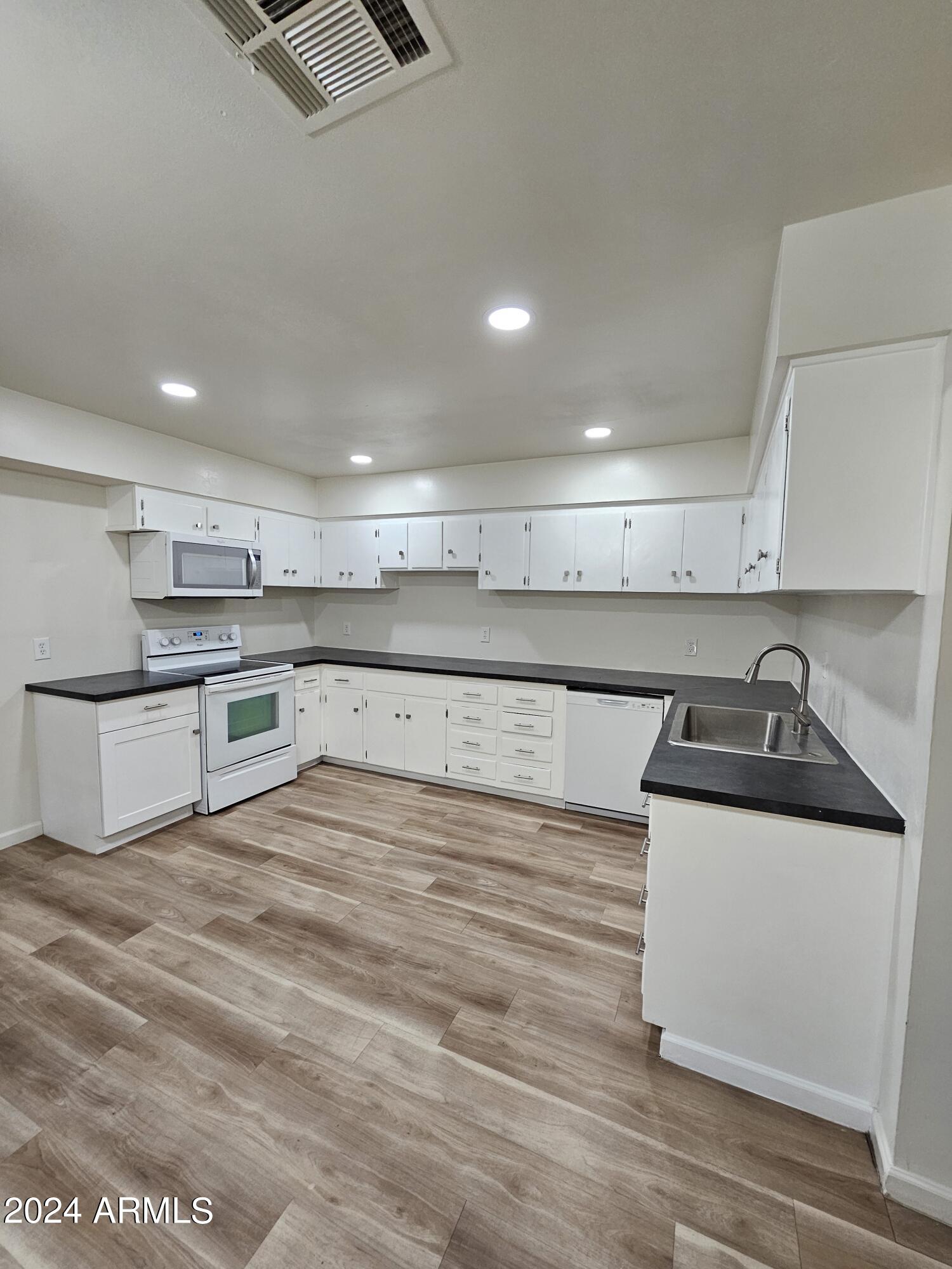 6312 W GEORGIA Avenue