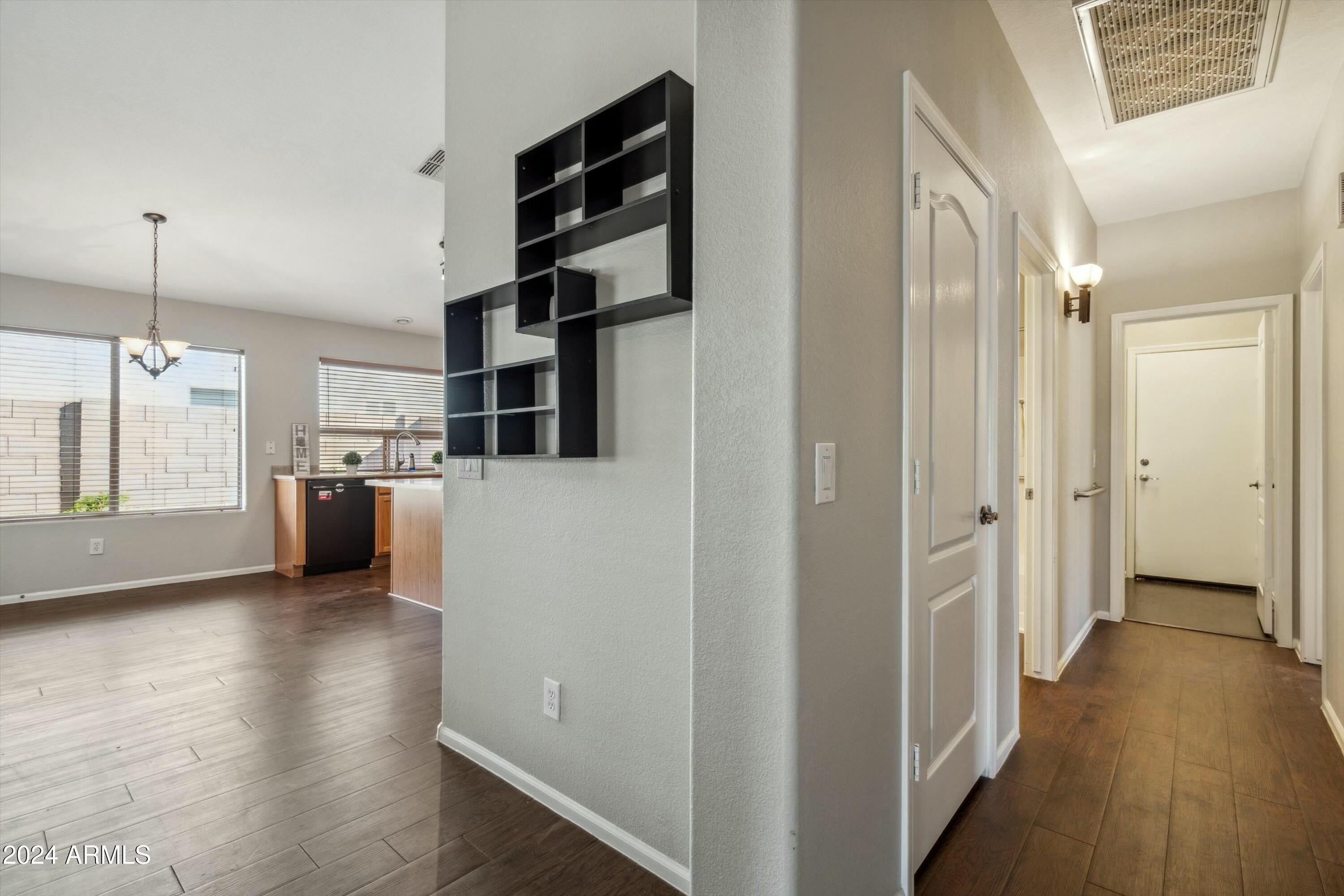 15872 W LATHAM Street