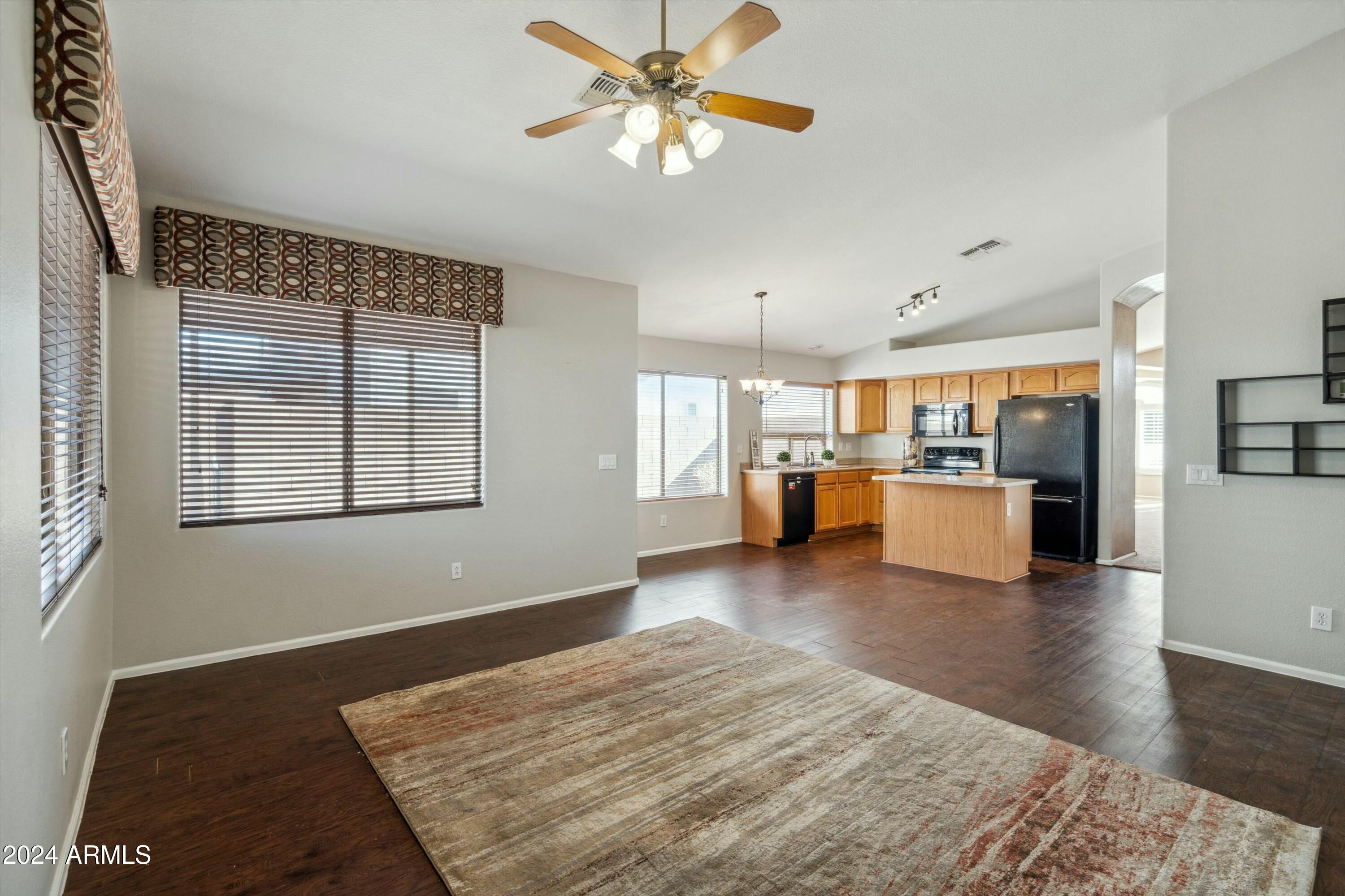 15872 W LATHAM Street