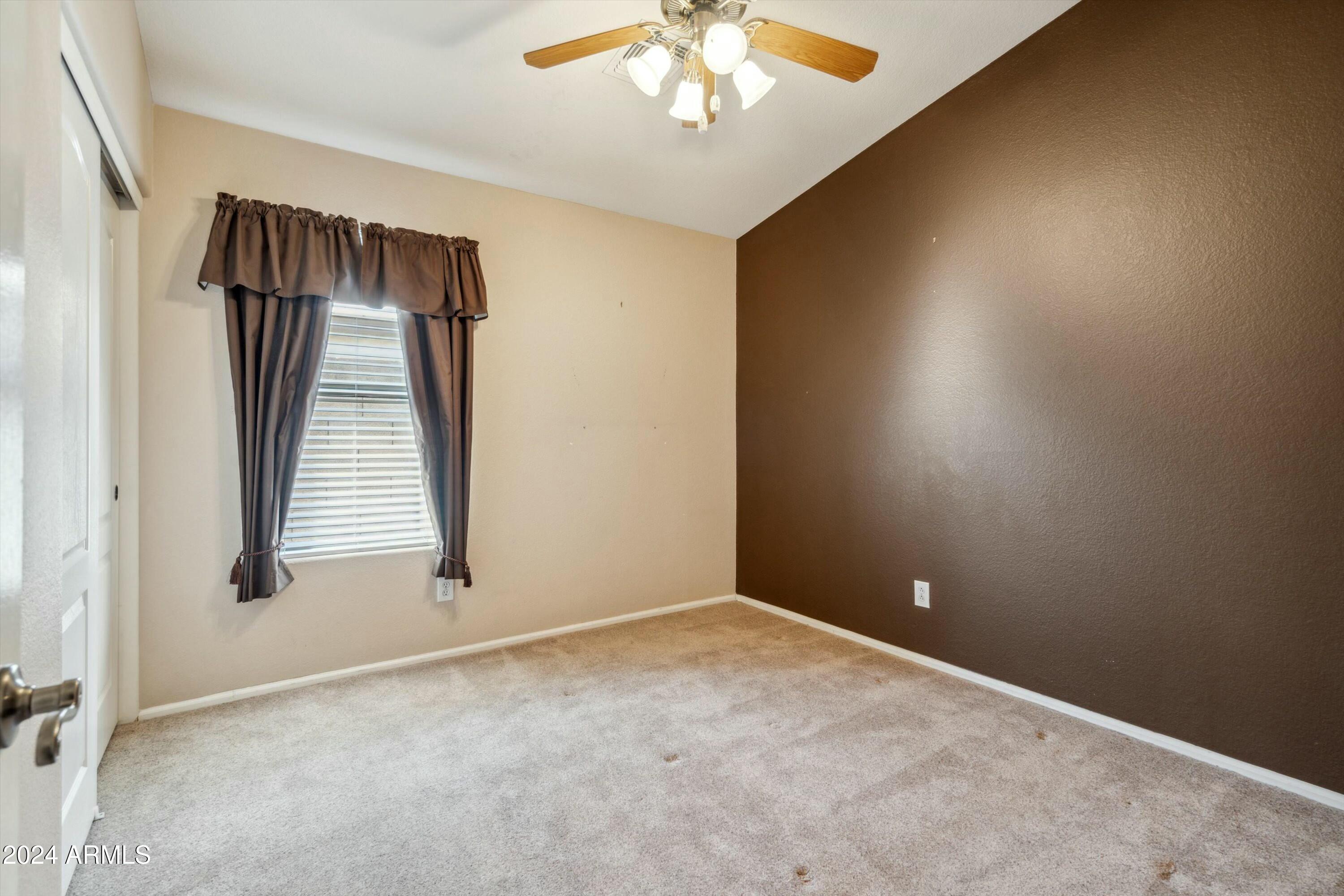 15872 W LATHAM Street