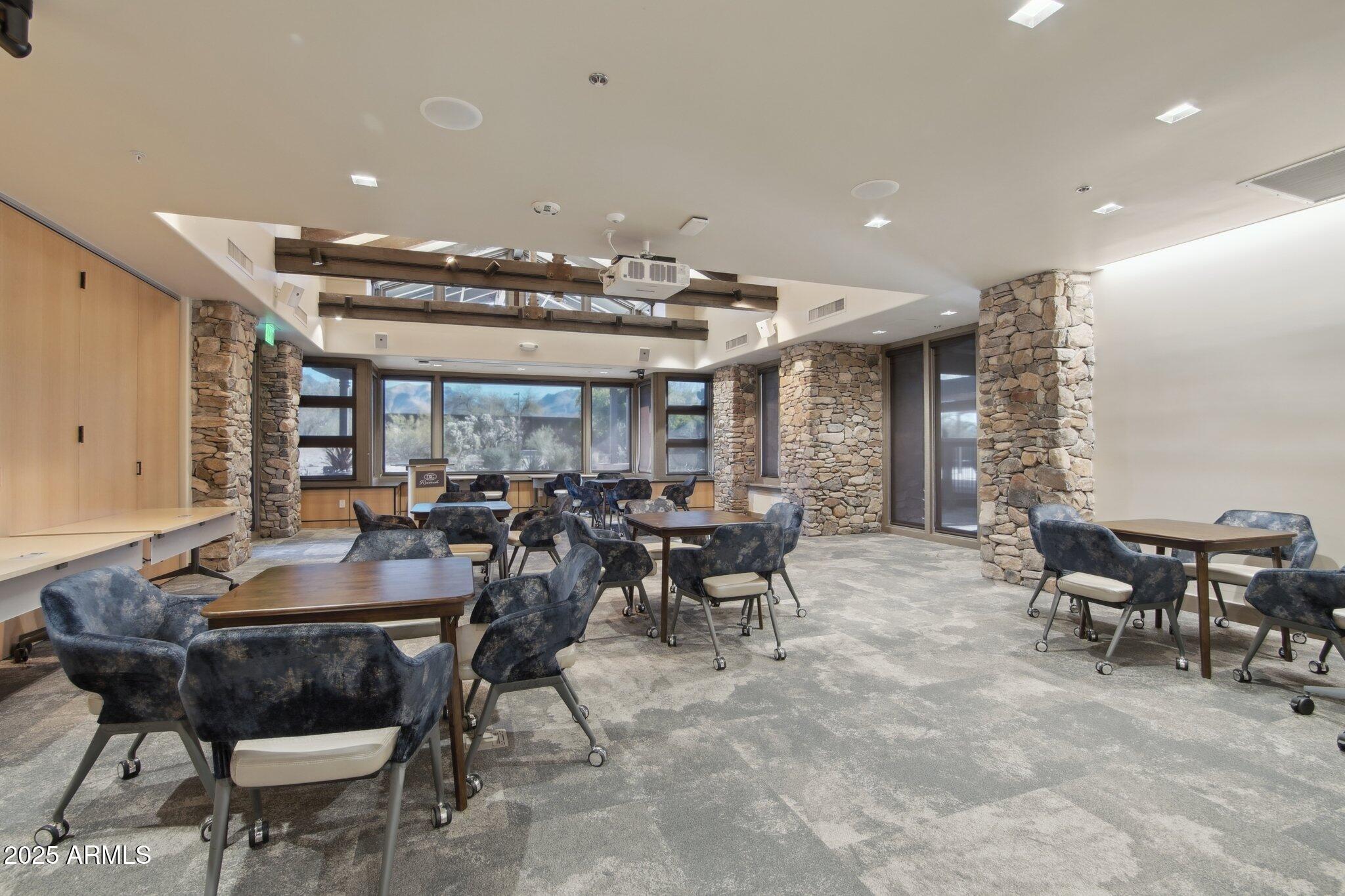 18650 N THOMPSON PEAK Parkway, 1070