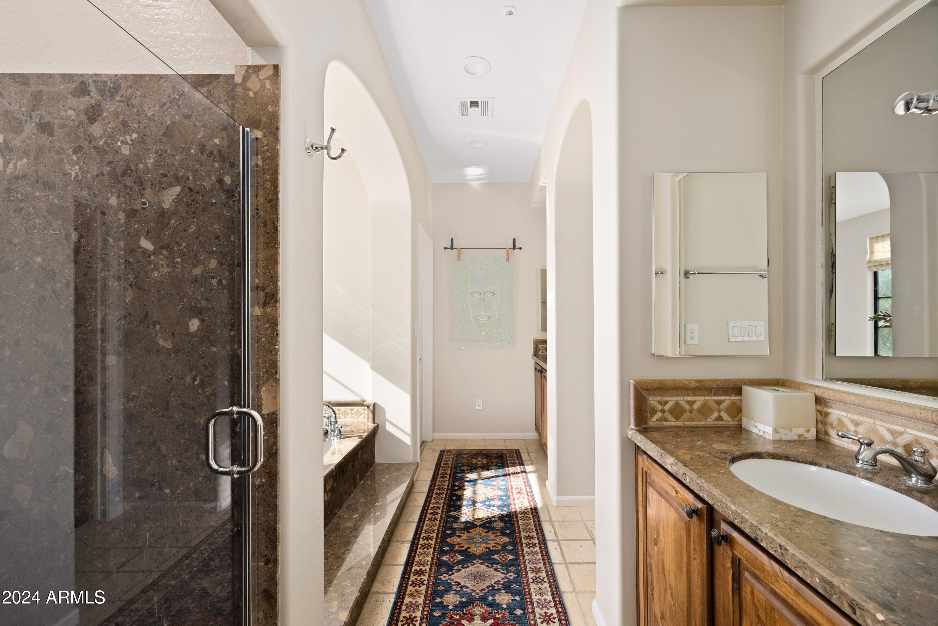 18650 N THOMPSON PEAK Parkway, 1070