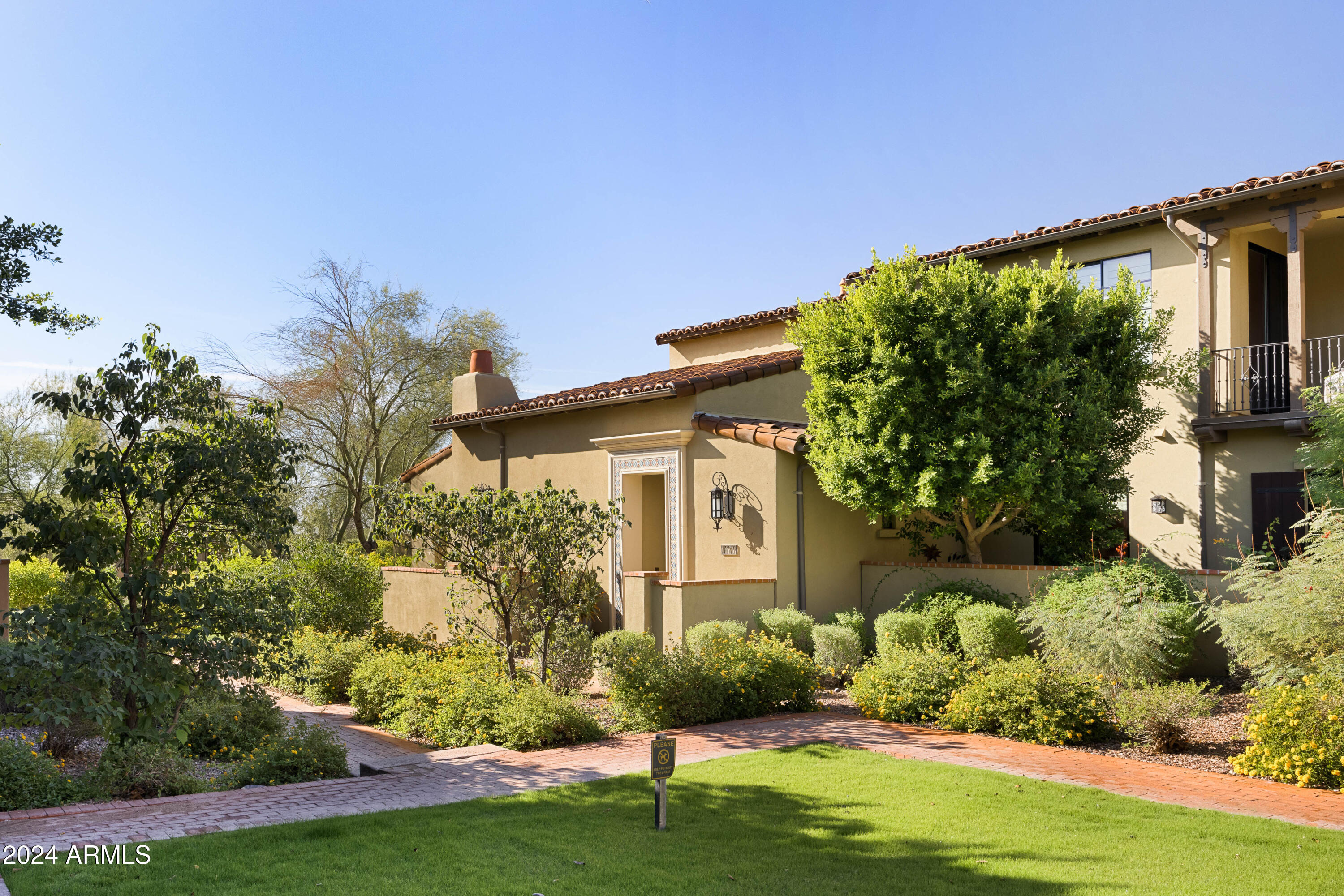 18650 N THOMPSON PEAK Parkway, 1070