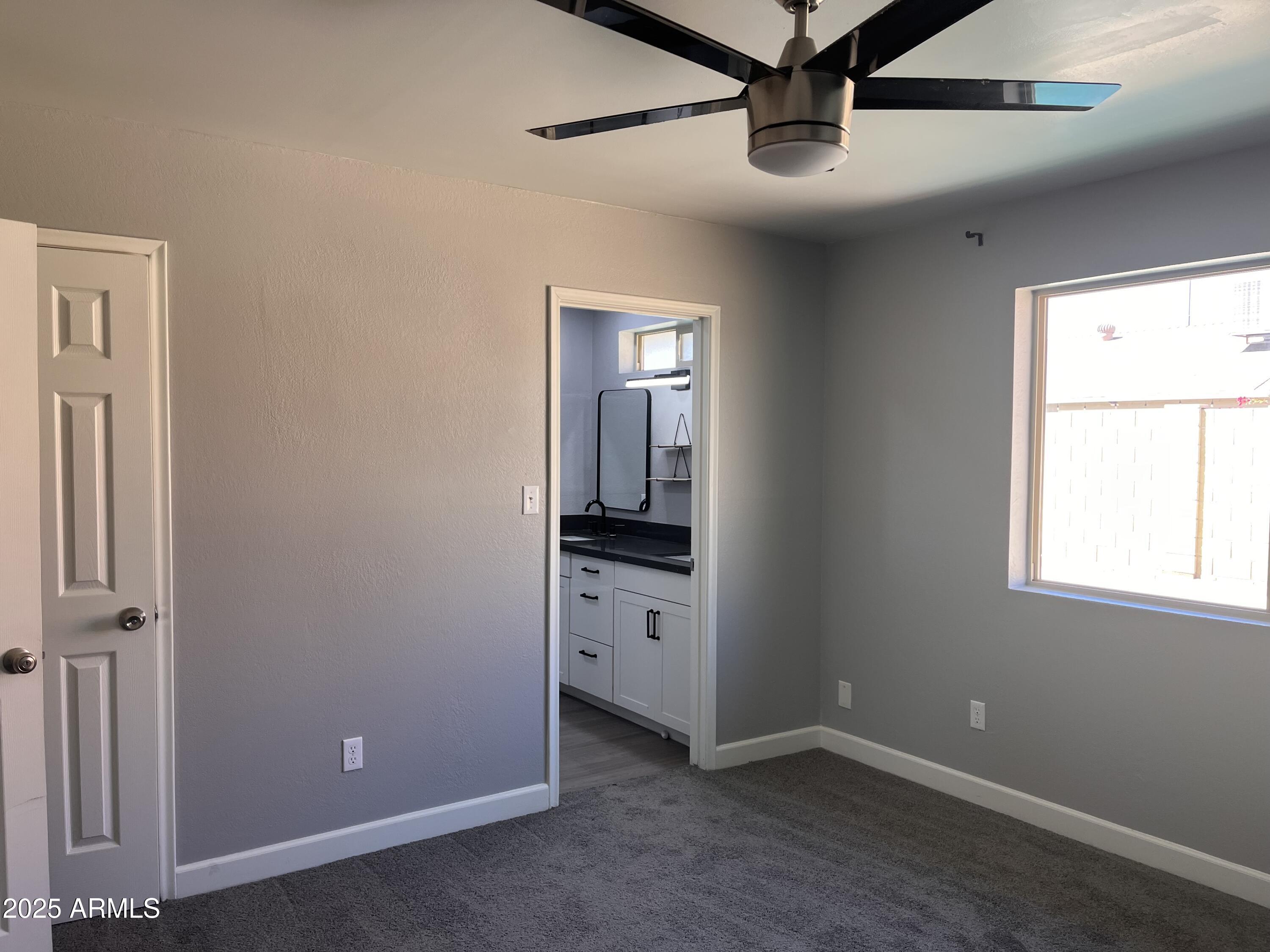 2130 W DEVONSHIRE Street