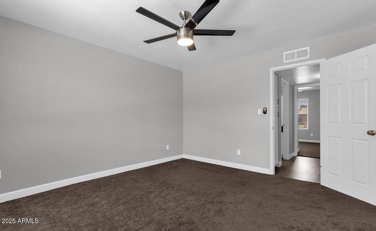 2130 W DEVONSHIRE Street