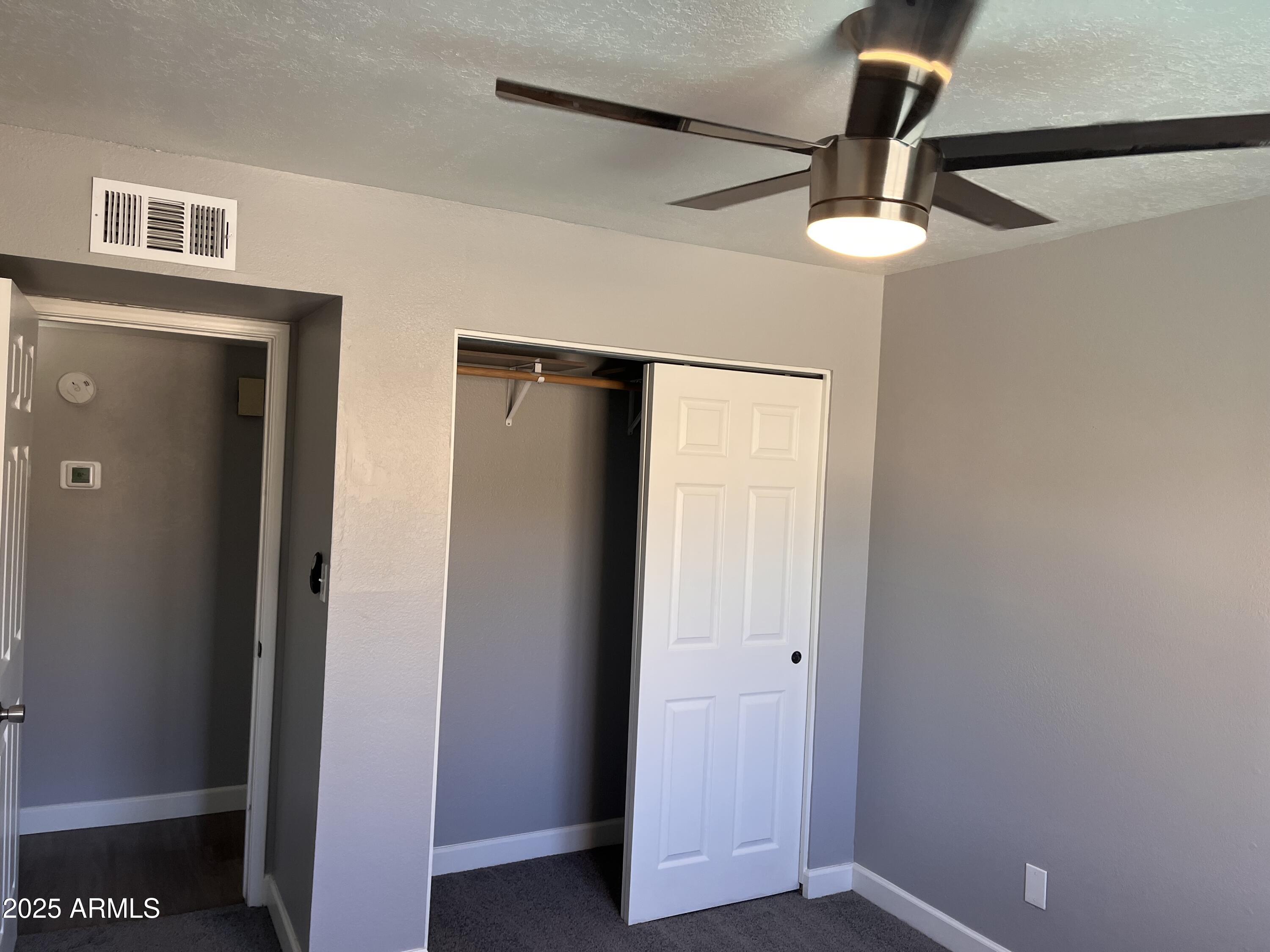 2130 W DEVONSHIRE Street