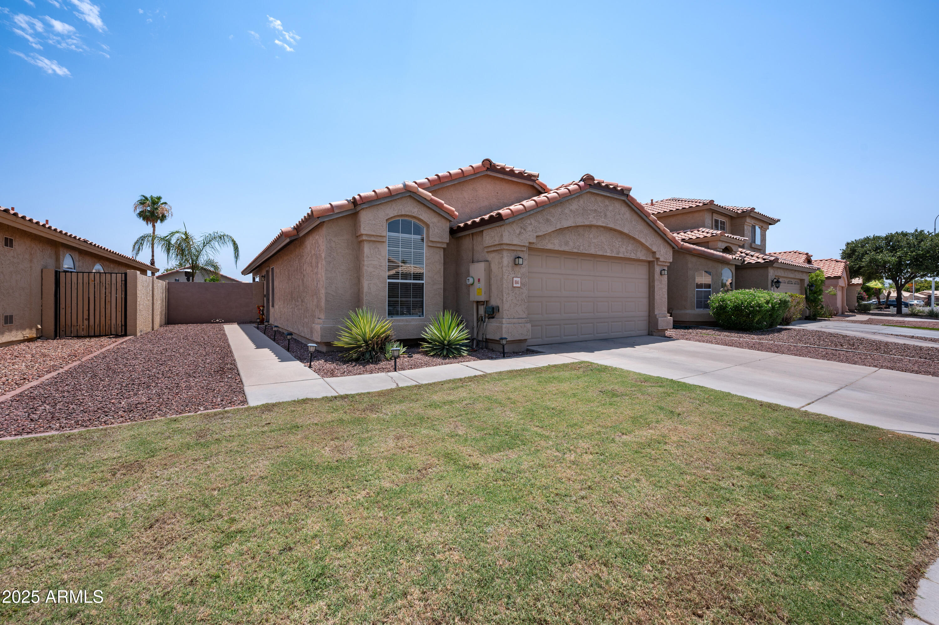 1841 W Derringer Way