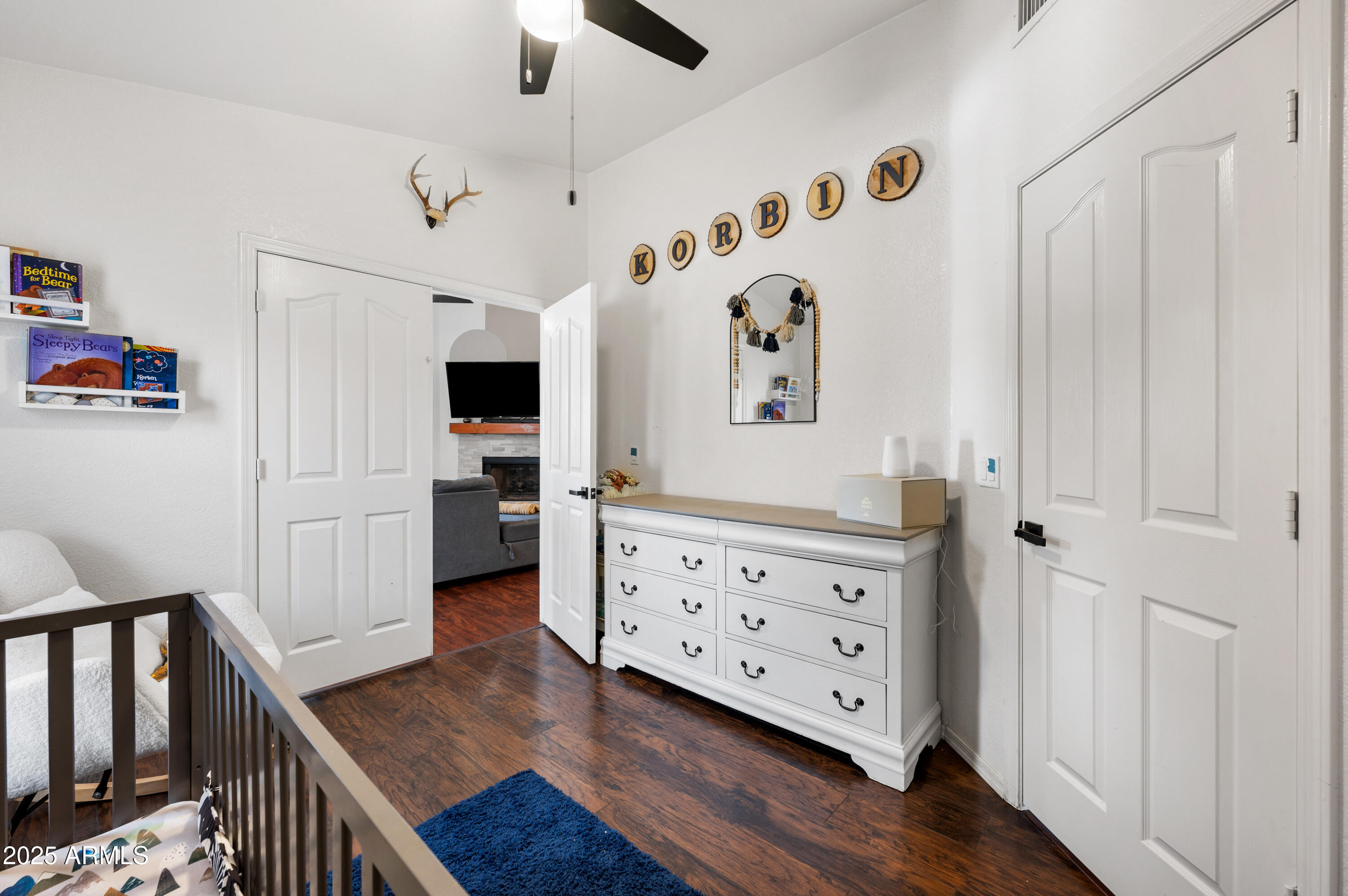 1841 W Derringer Way