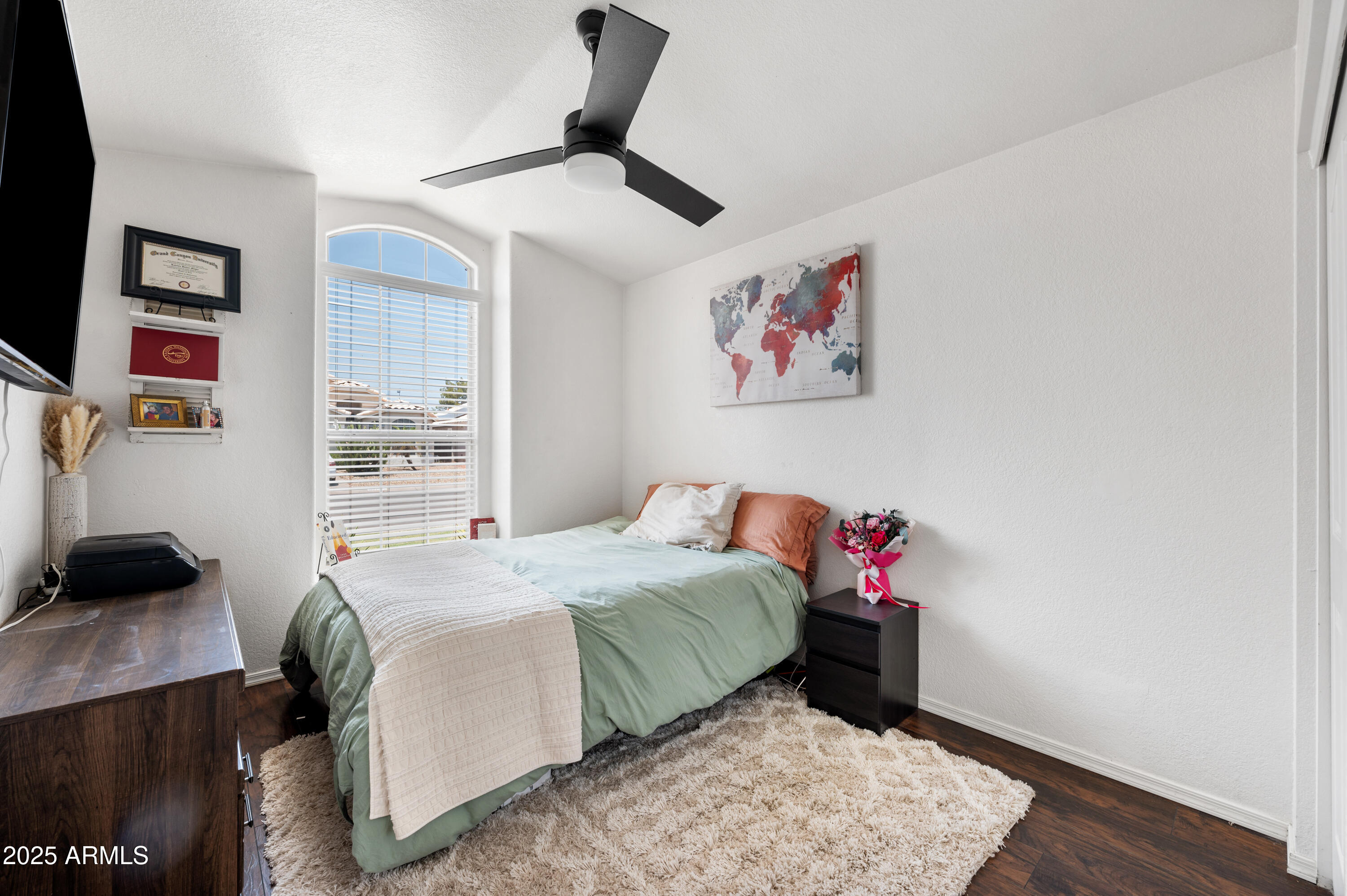 1841 W Derringer Way