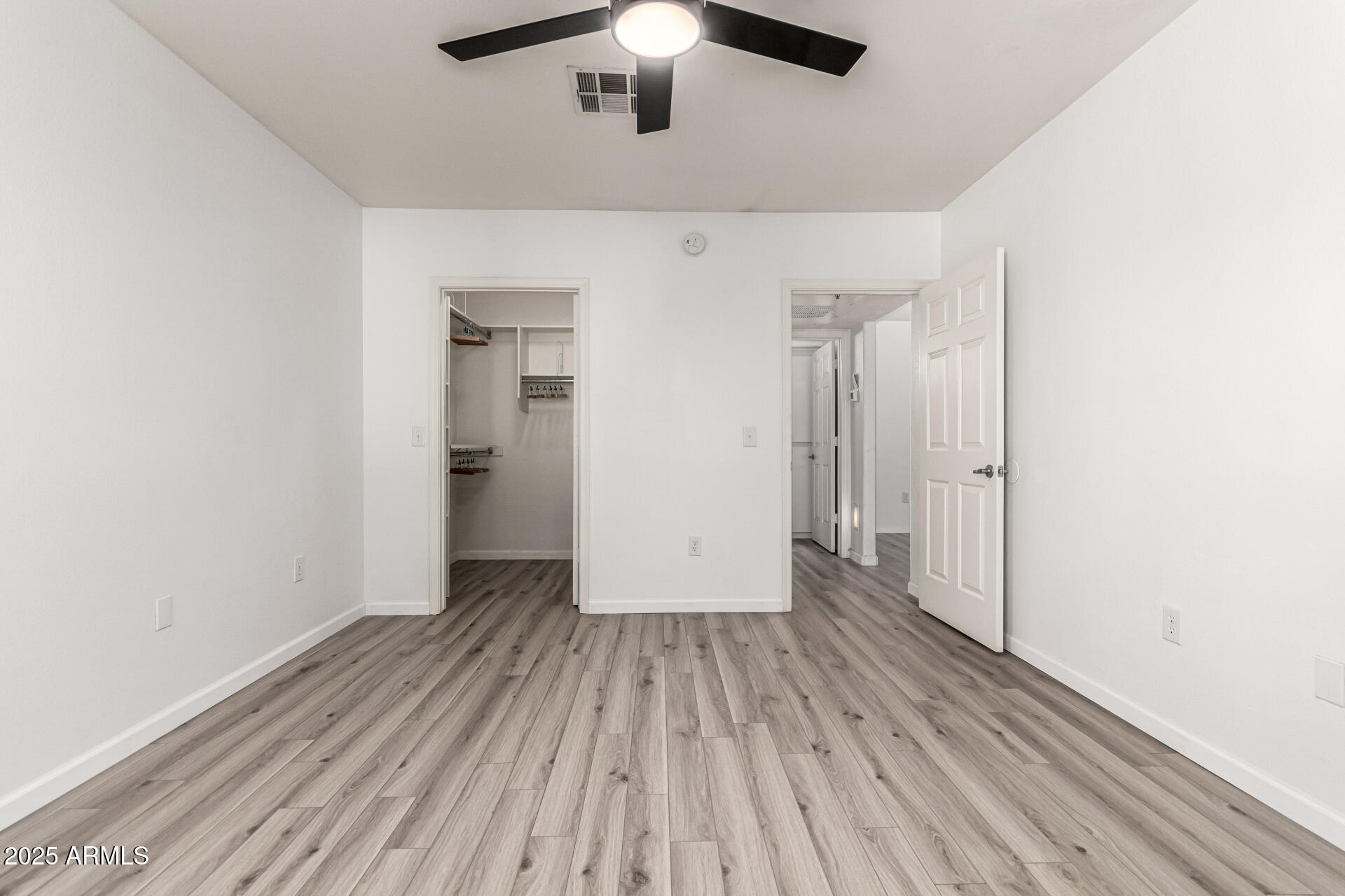 1295 N ASH Street, 922