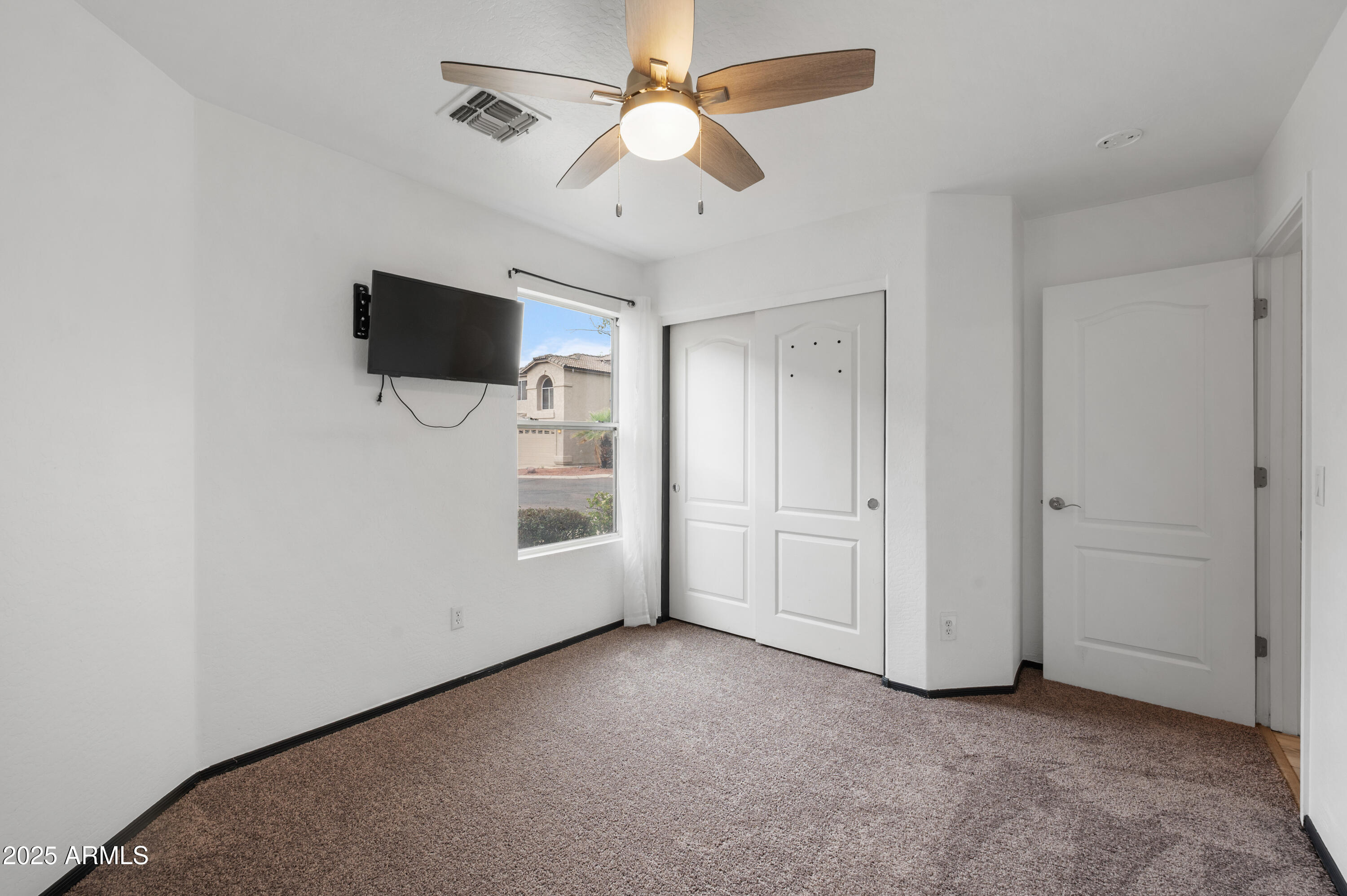 4130 E Chambers Street